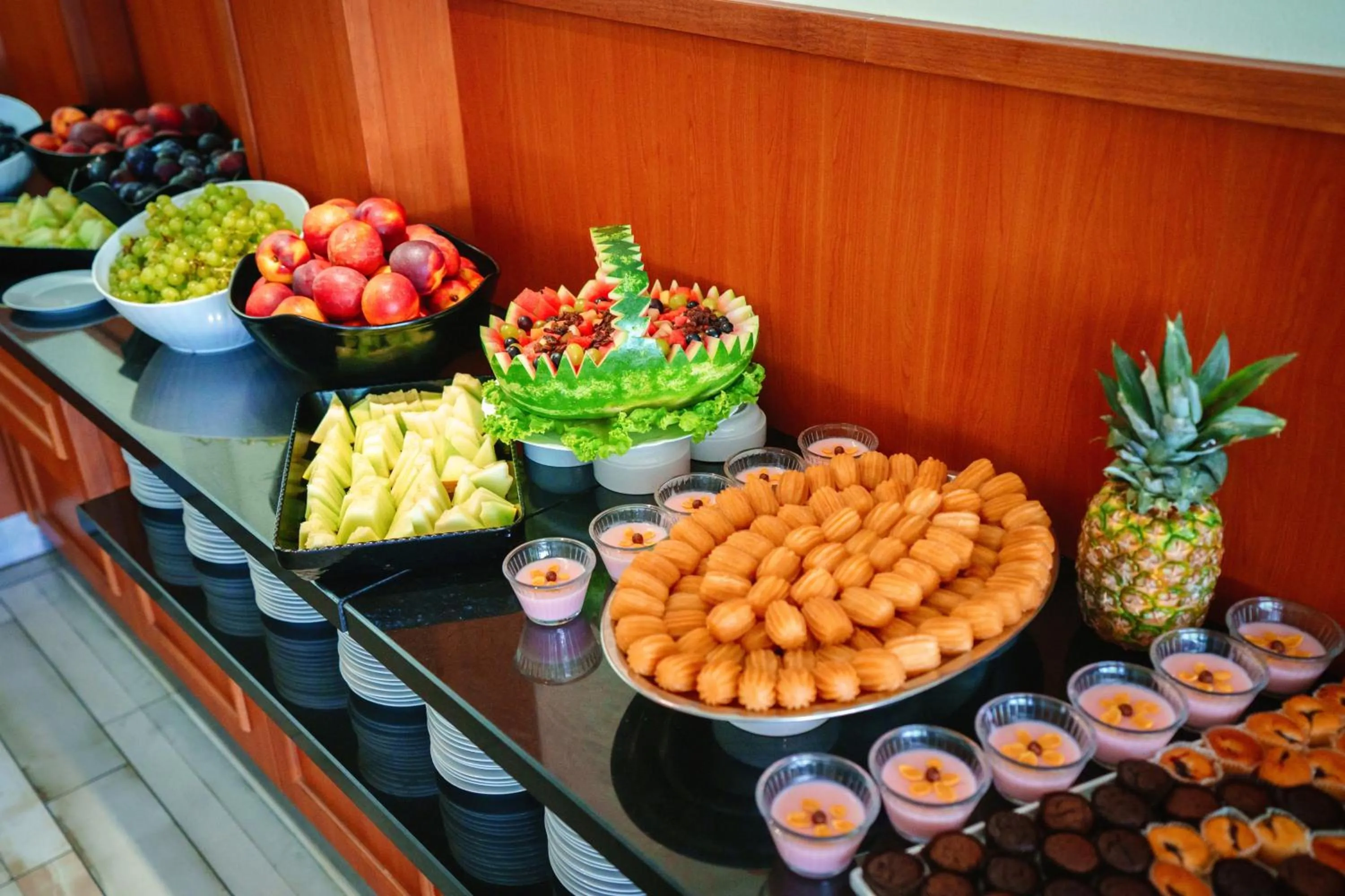 Buffet breakfast in Perla Plaza Hotel - All Inclusive