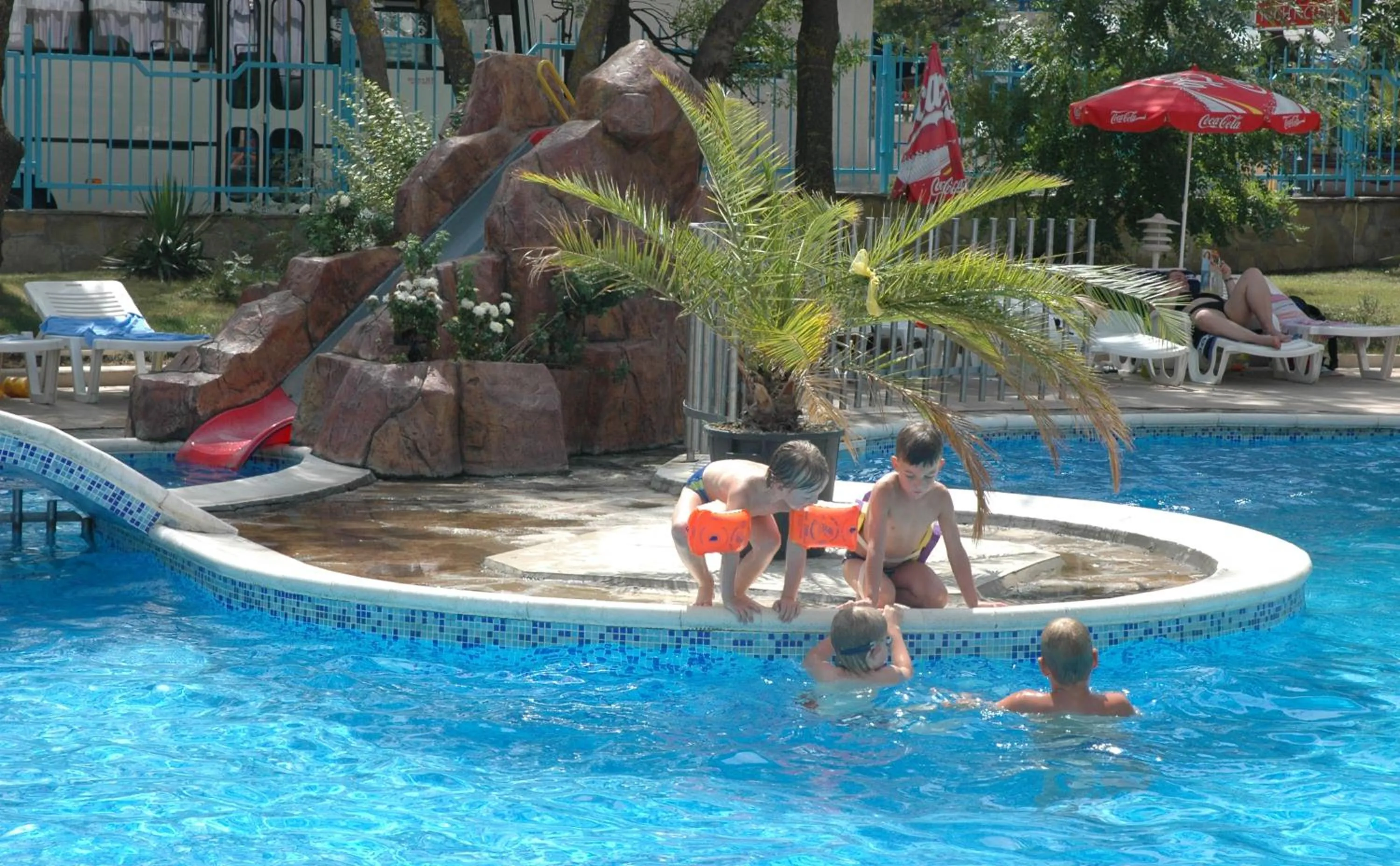 Swimming pool in Perla Plaza Hotel - All Inclusive