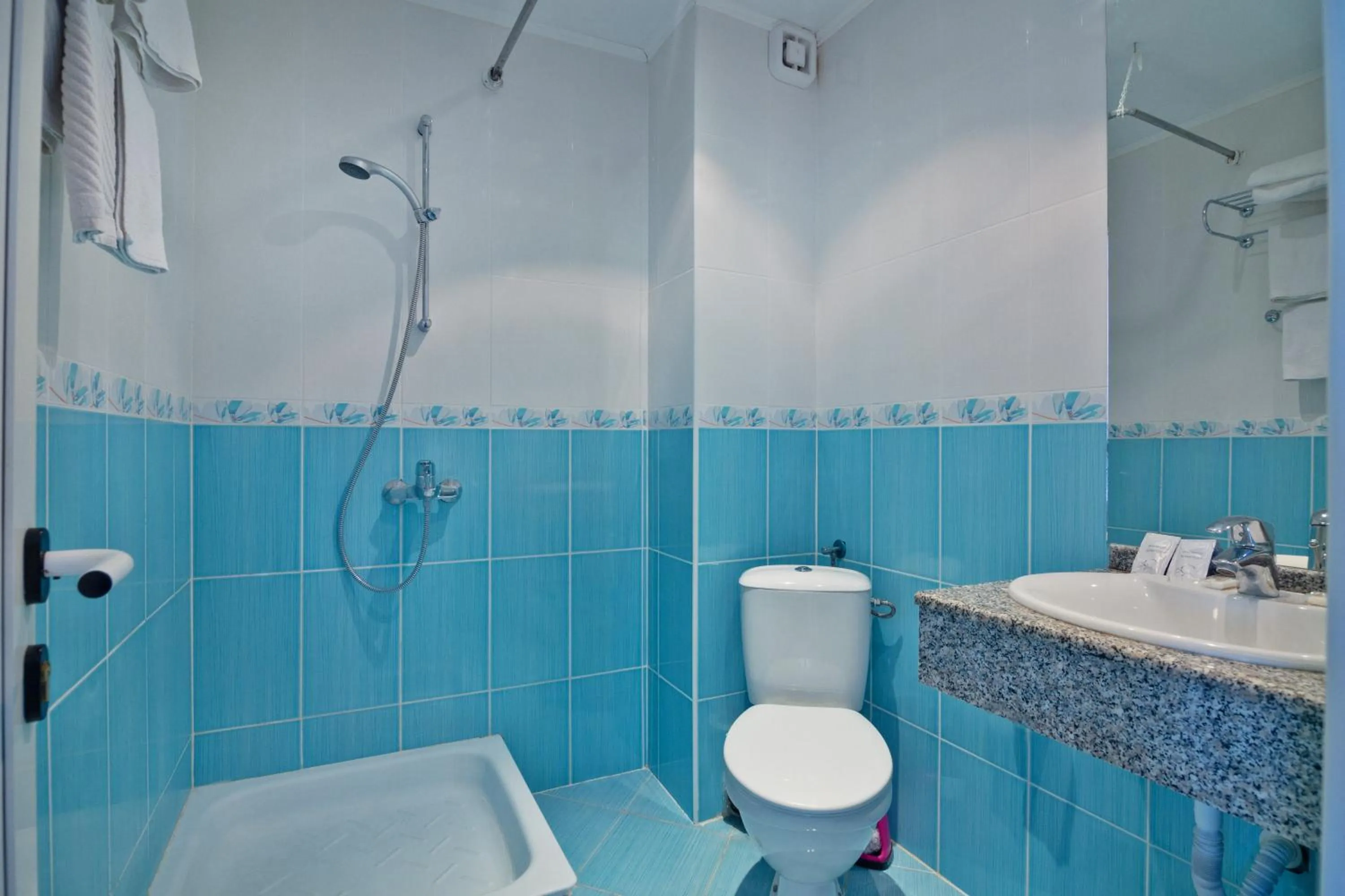 Bathroom in Perla Plaza Hotel - All Inclusive