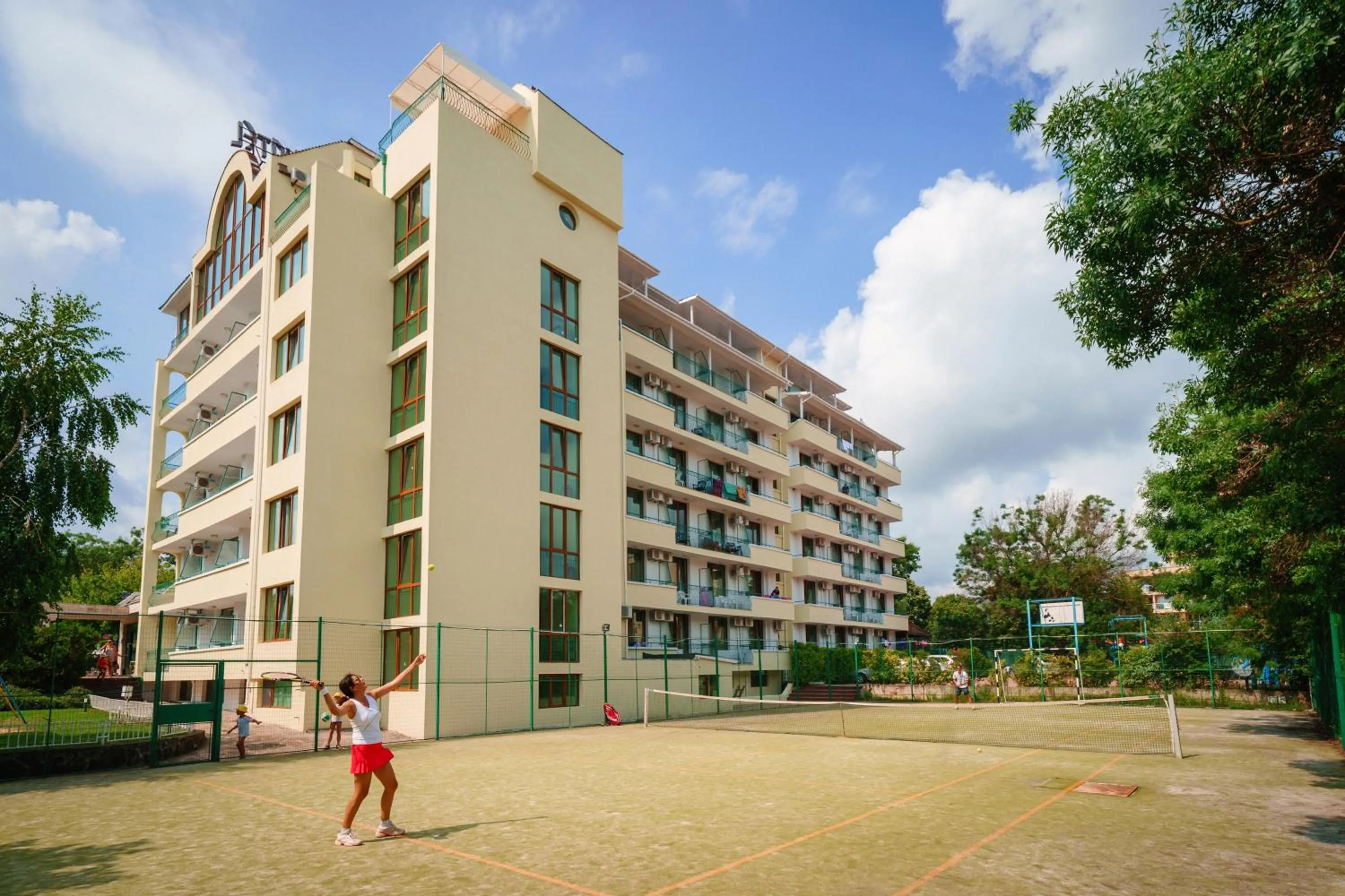 Activities in Perla Plaza Hotel - All Inclusive