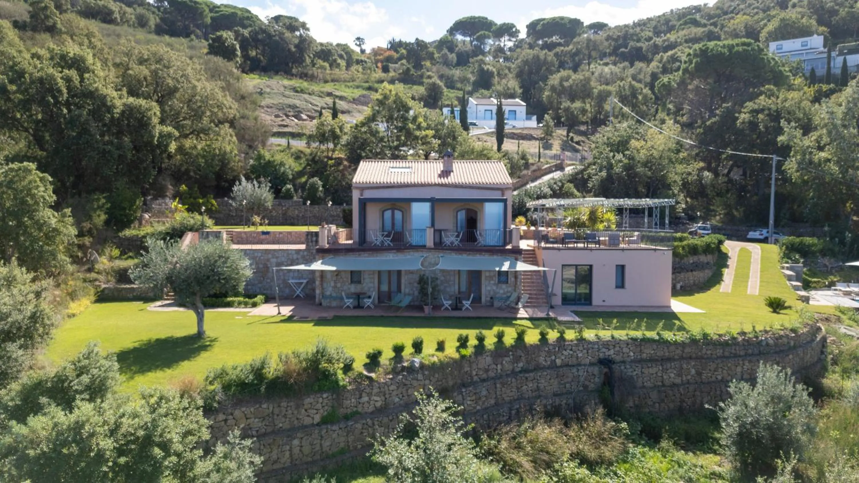 Property building in B&B Le Ginestre