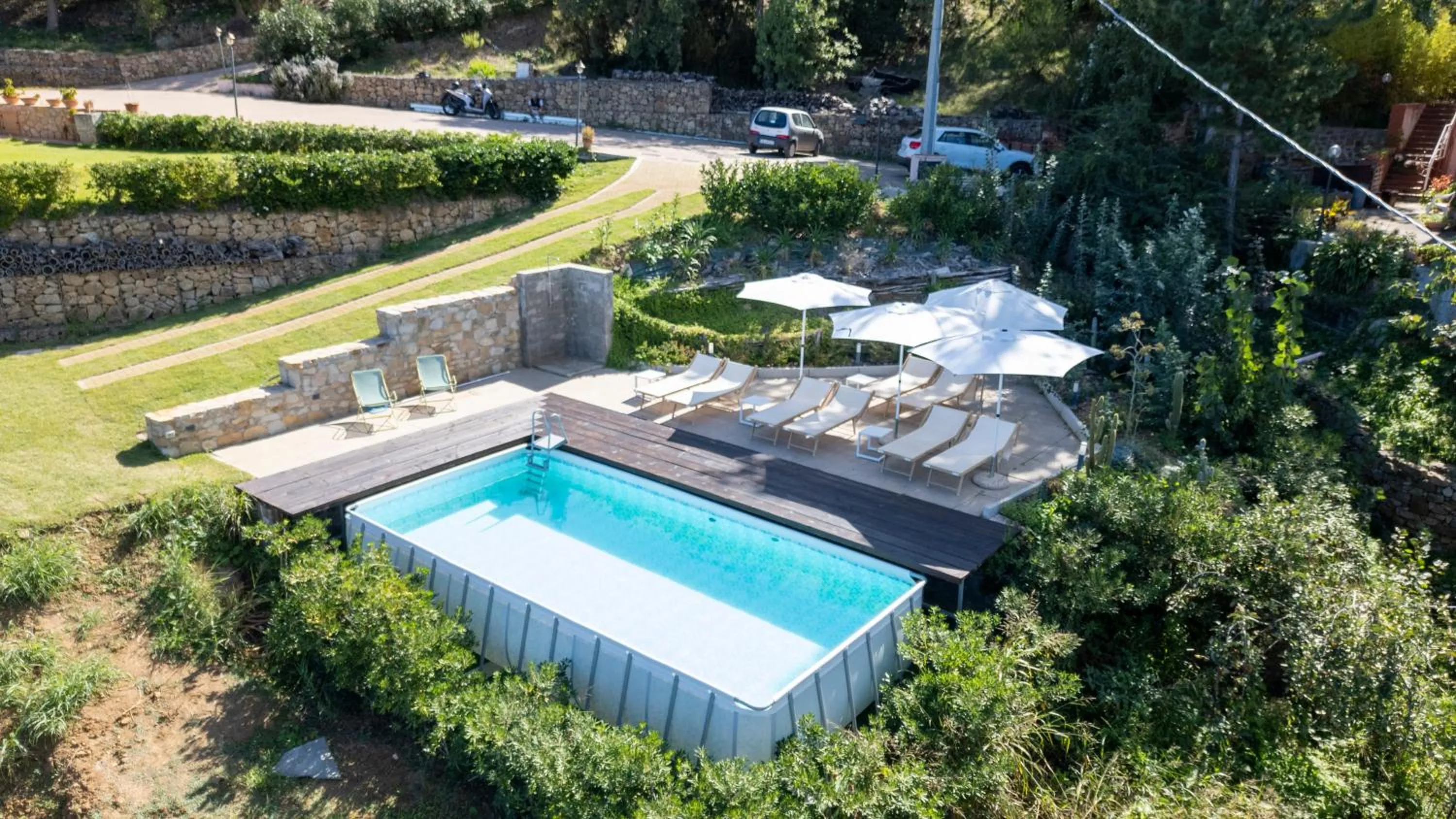 Swimming pool in B&B Le Ginestre