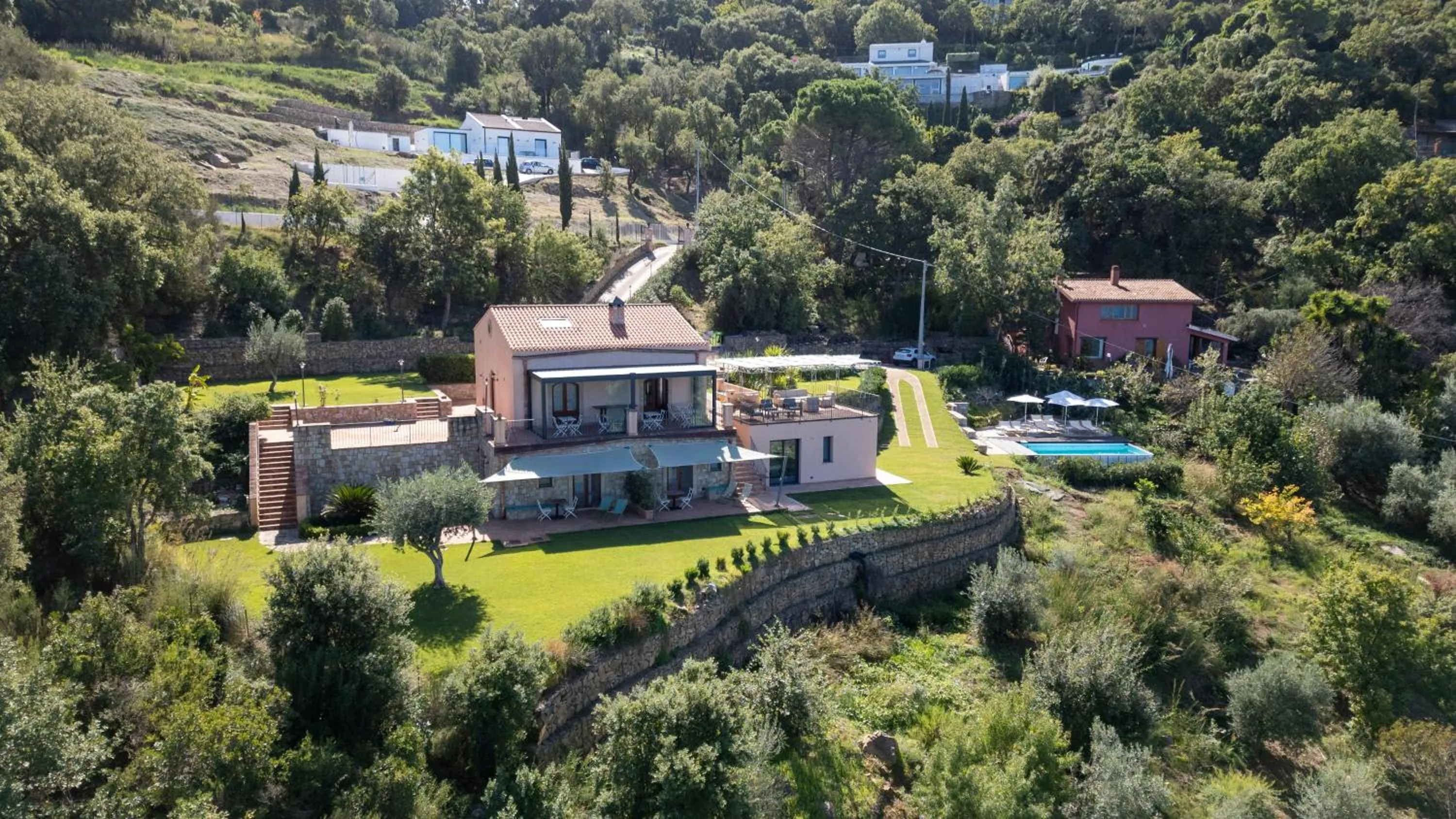 Property building in B&B Le Ginestre