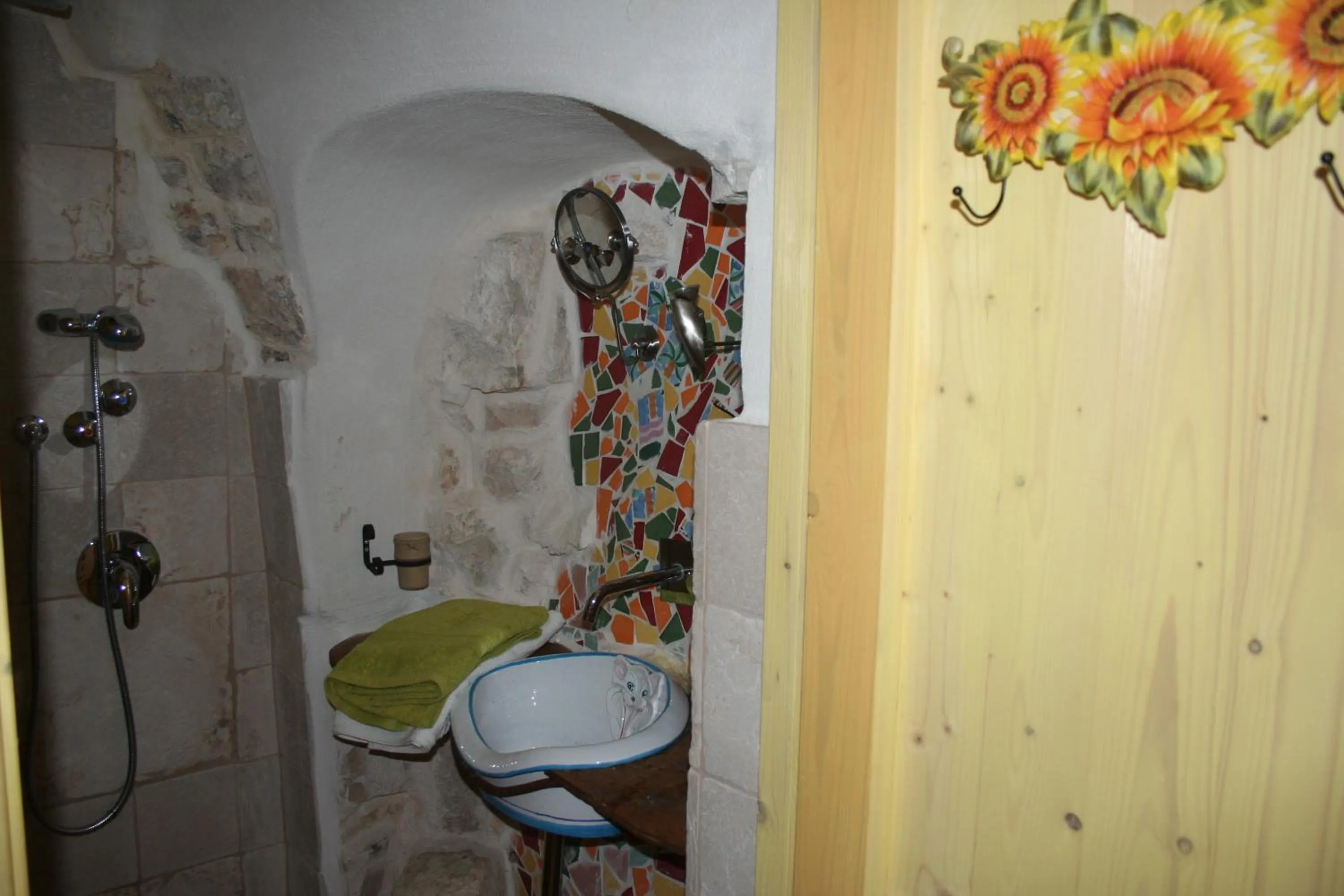 Bathroom in I Trulli Di Acquarossa