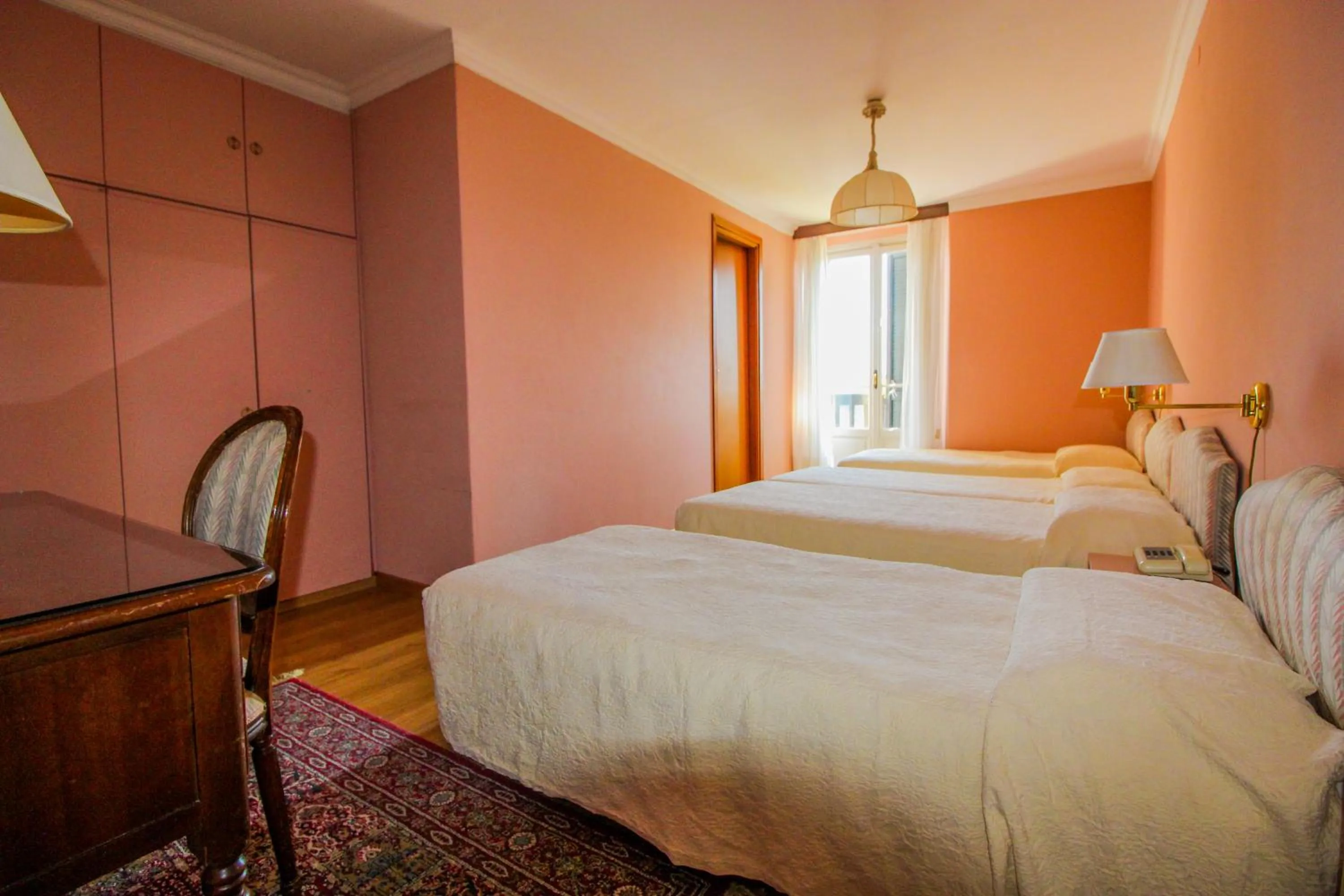 Bed in Hotel Moderno