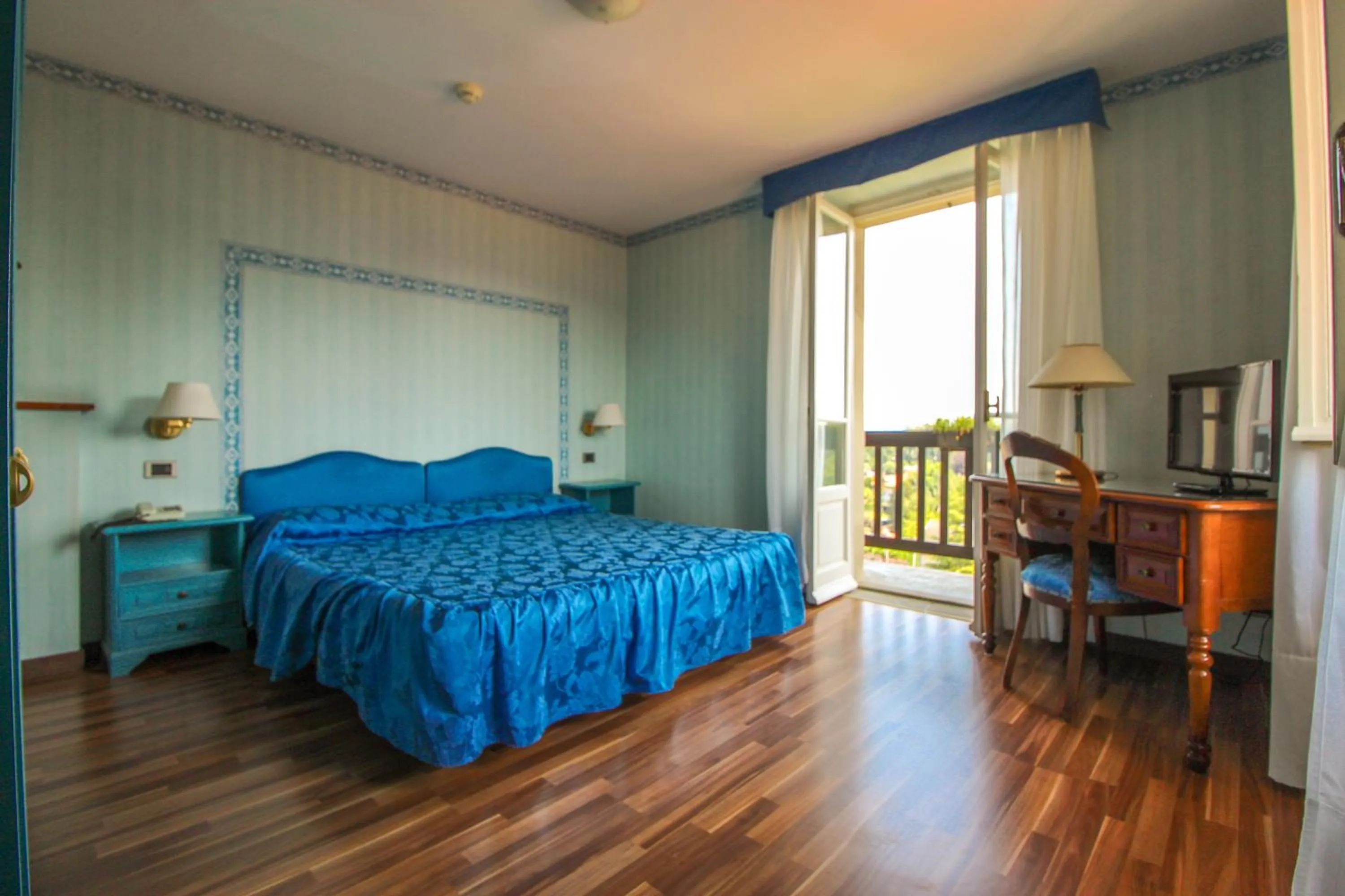 Bed in Hotel Moderno