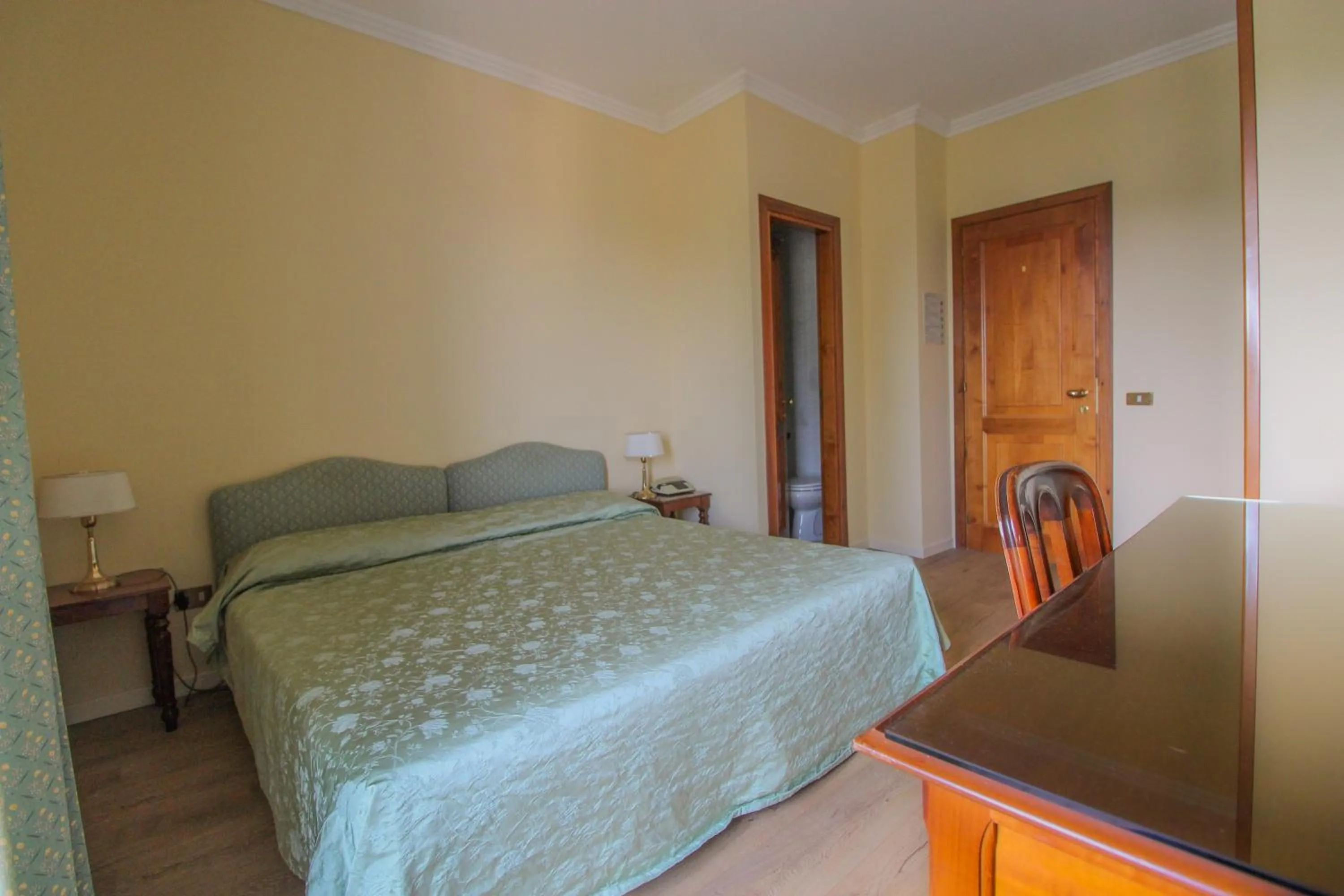 Bed in Hotel Moderno