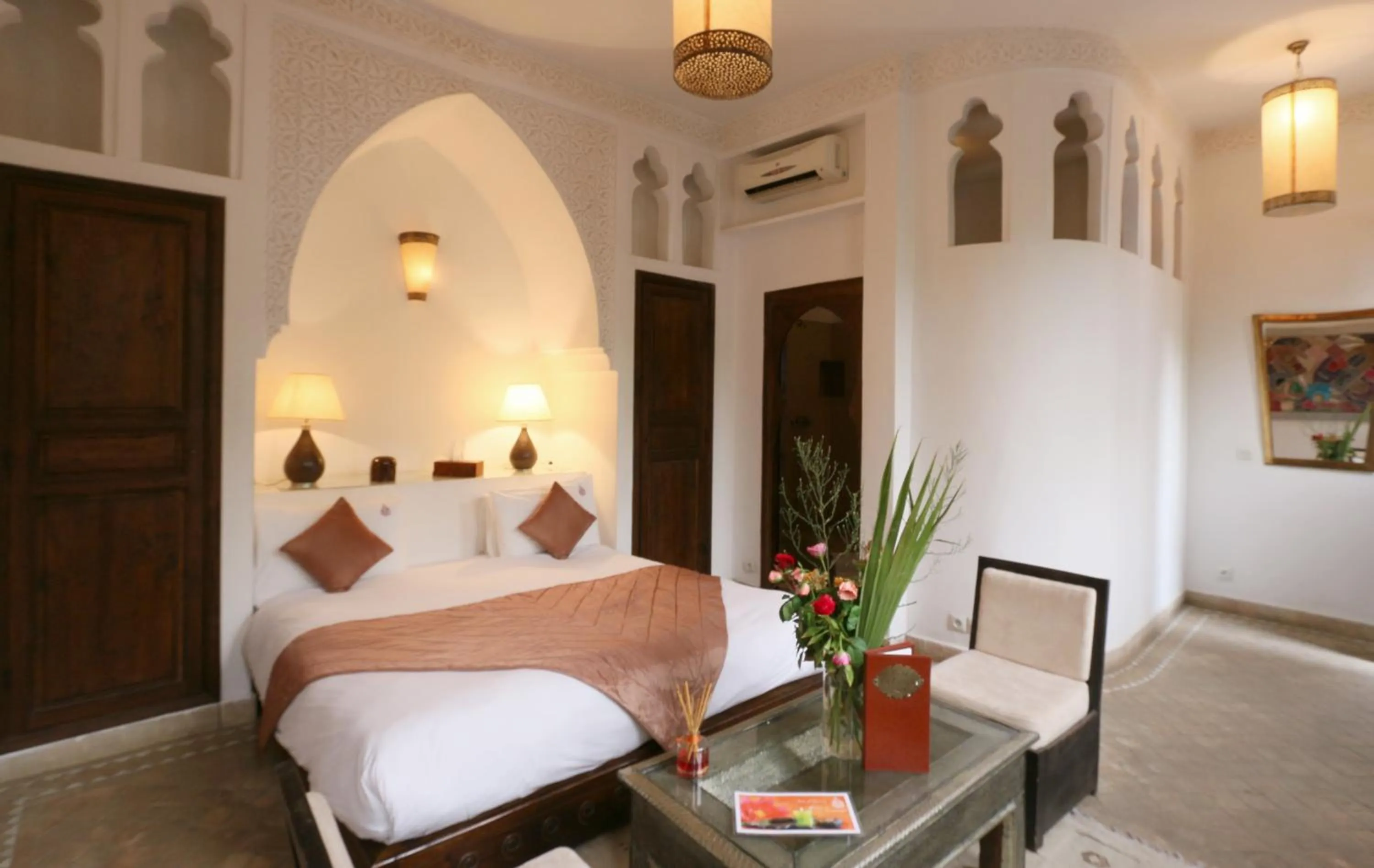 Photo of the whole room, Bed in Riad Pachavana