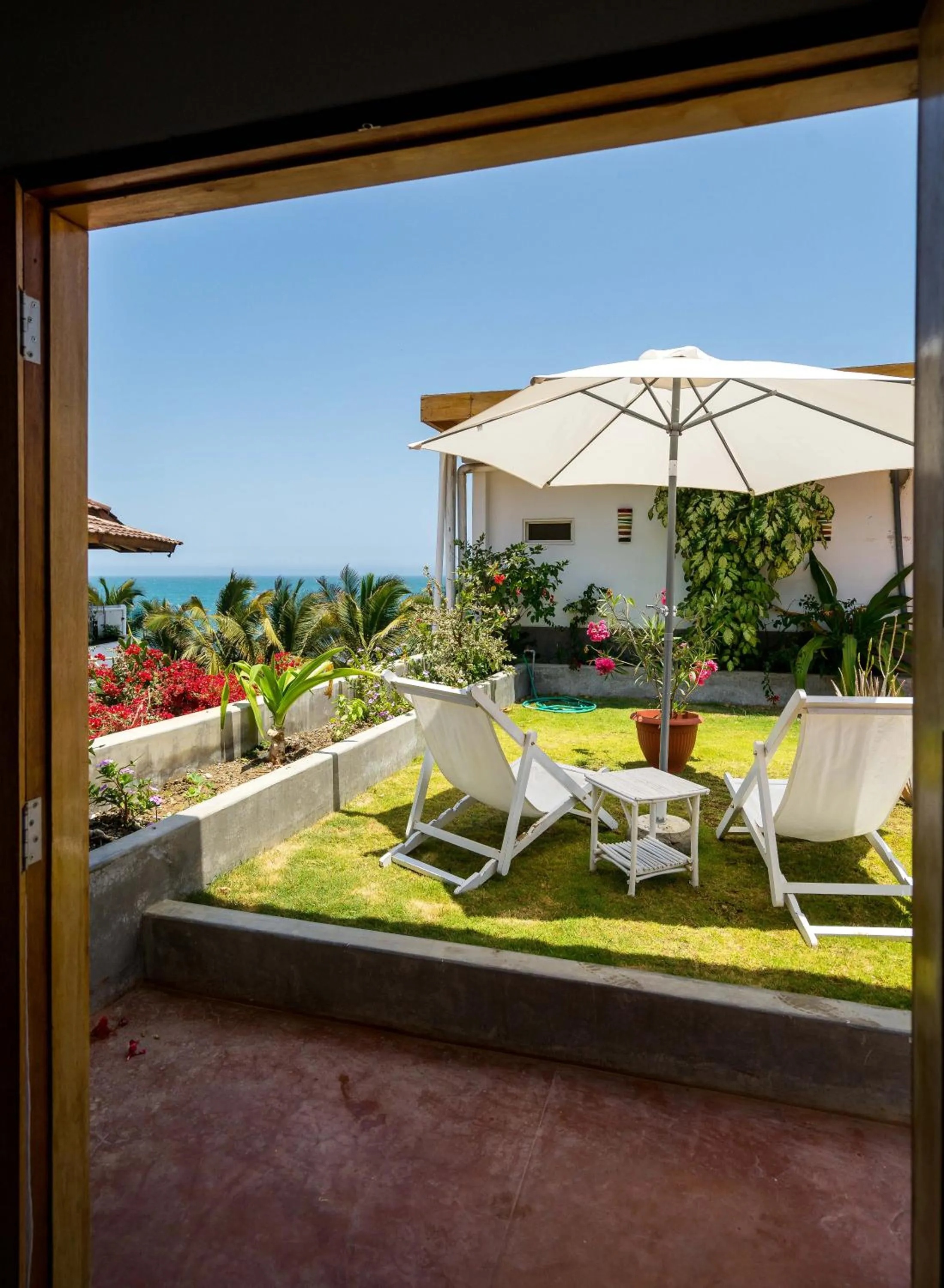 Photo of the whole room in Sunset Mancora