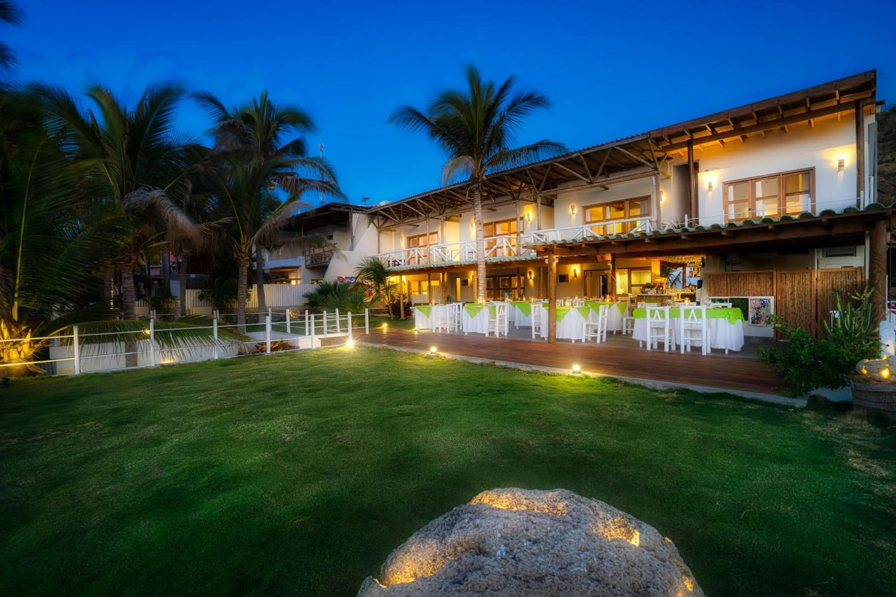 Garden in Sunset Mancora