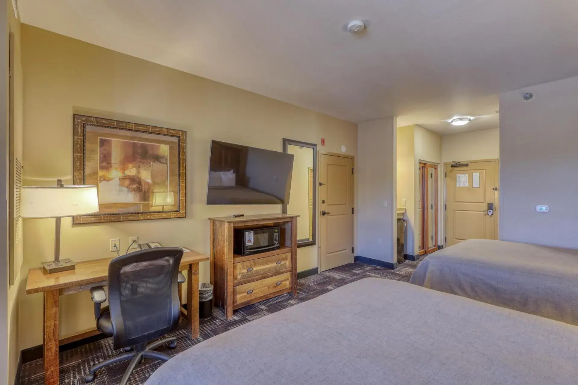 Double Room in The Lodge at Deadwood Double Room in The Lodge at Deadwood