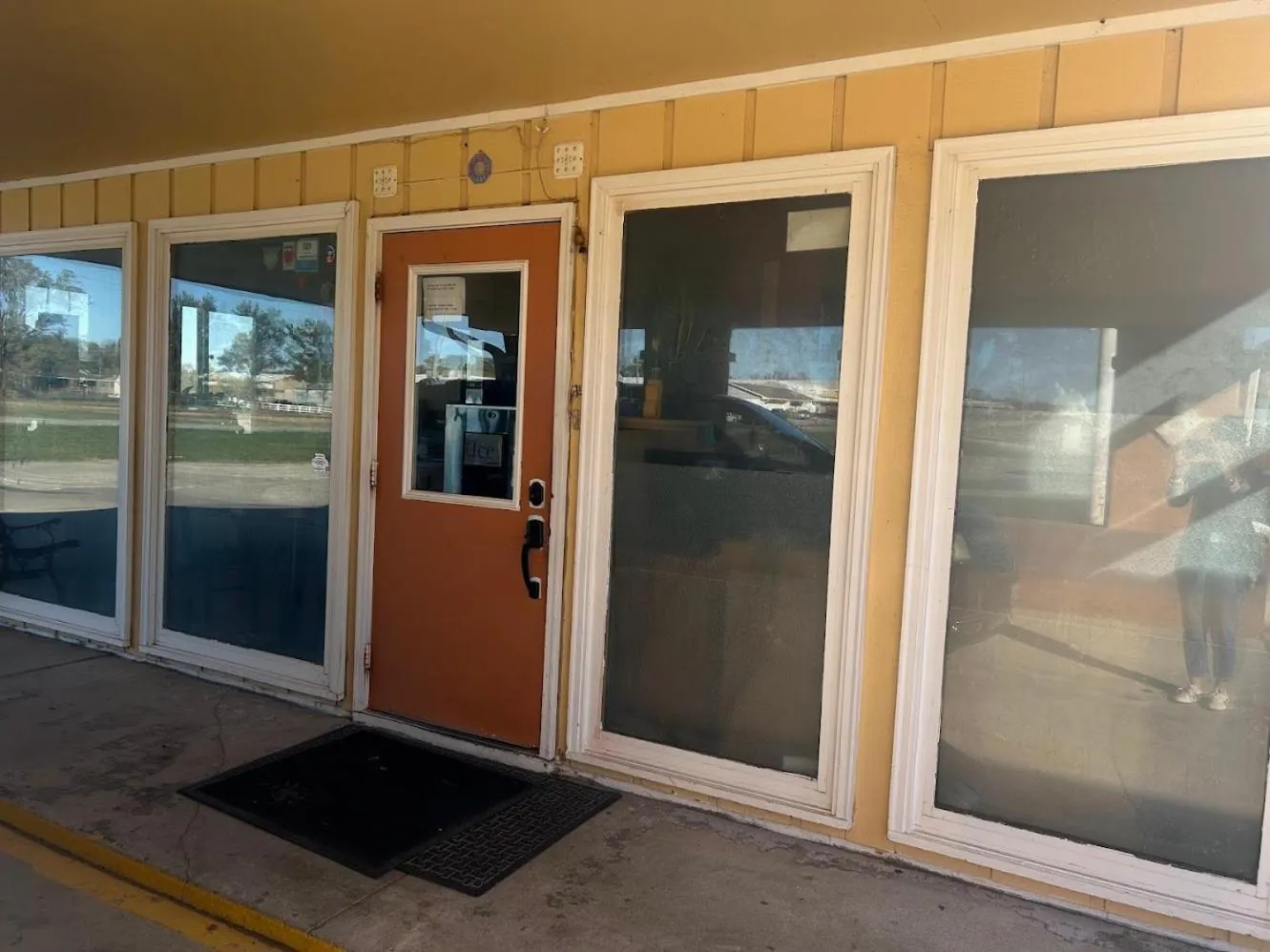 Lobby or reception in Crete Inn by Capital O Near Lincoln