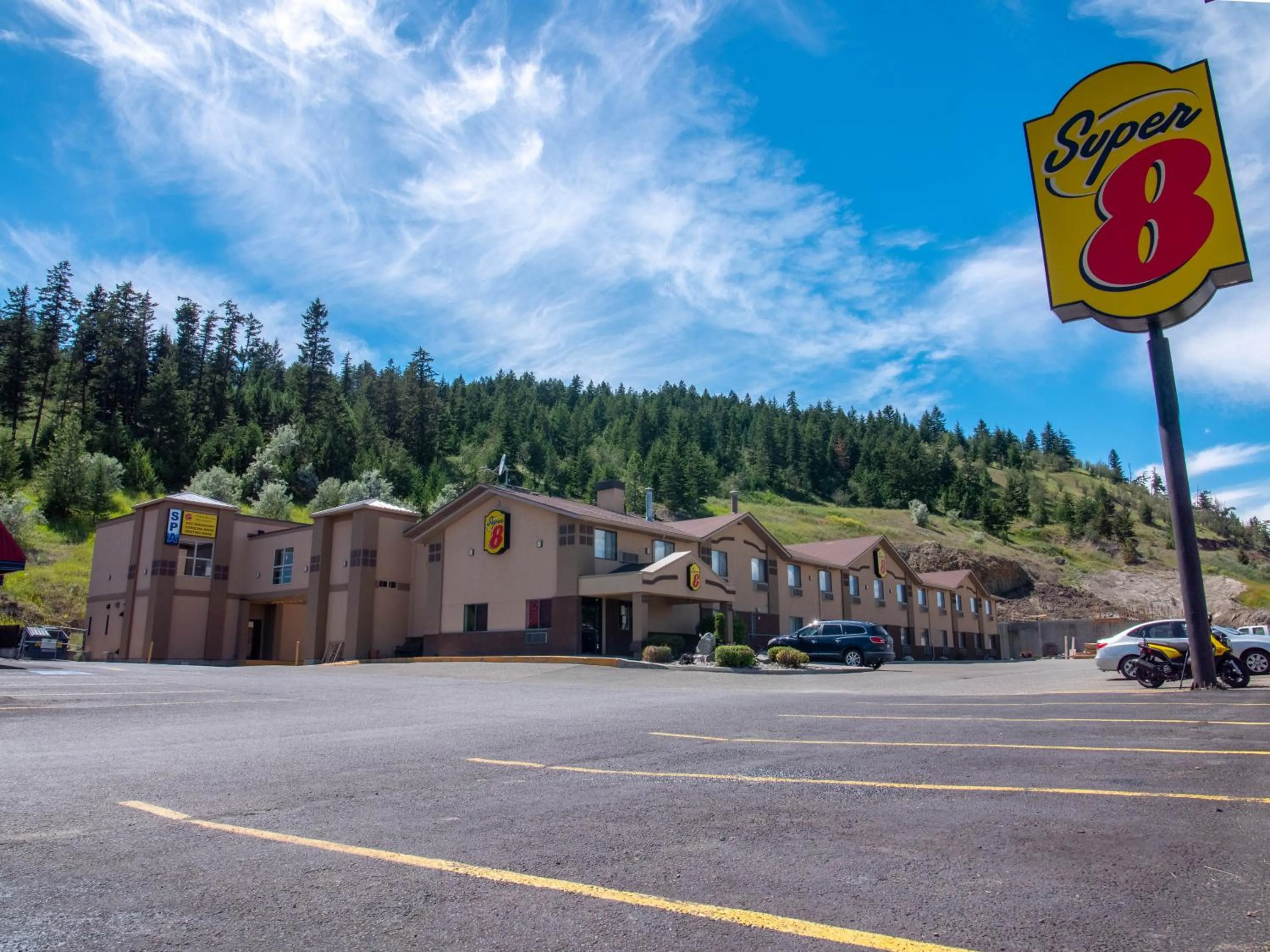 Property building in Super 8 by Wyndham Kamloops On The Hill