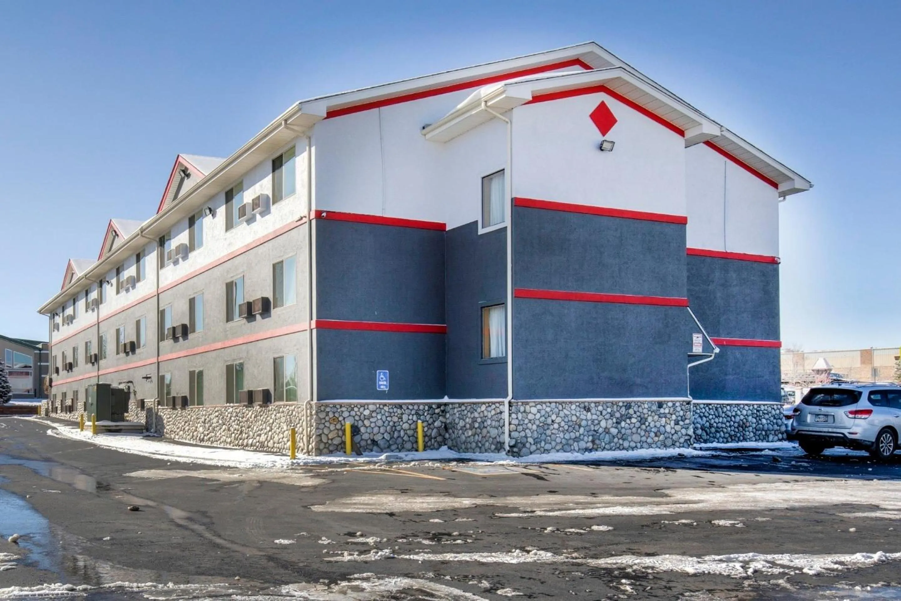 Facade/entrance in Rockview Hotel Castle Rock Downtown