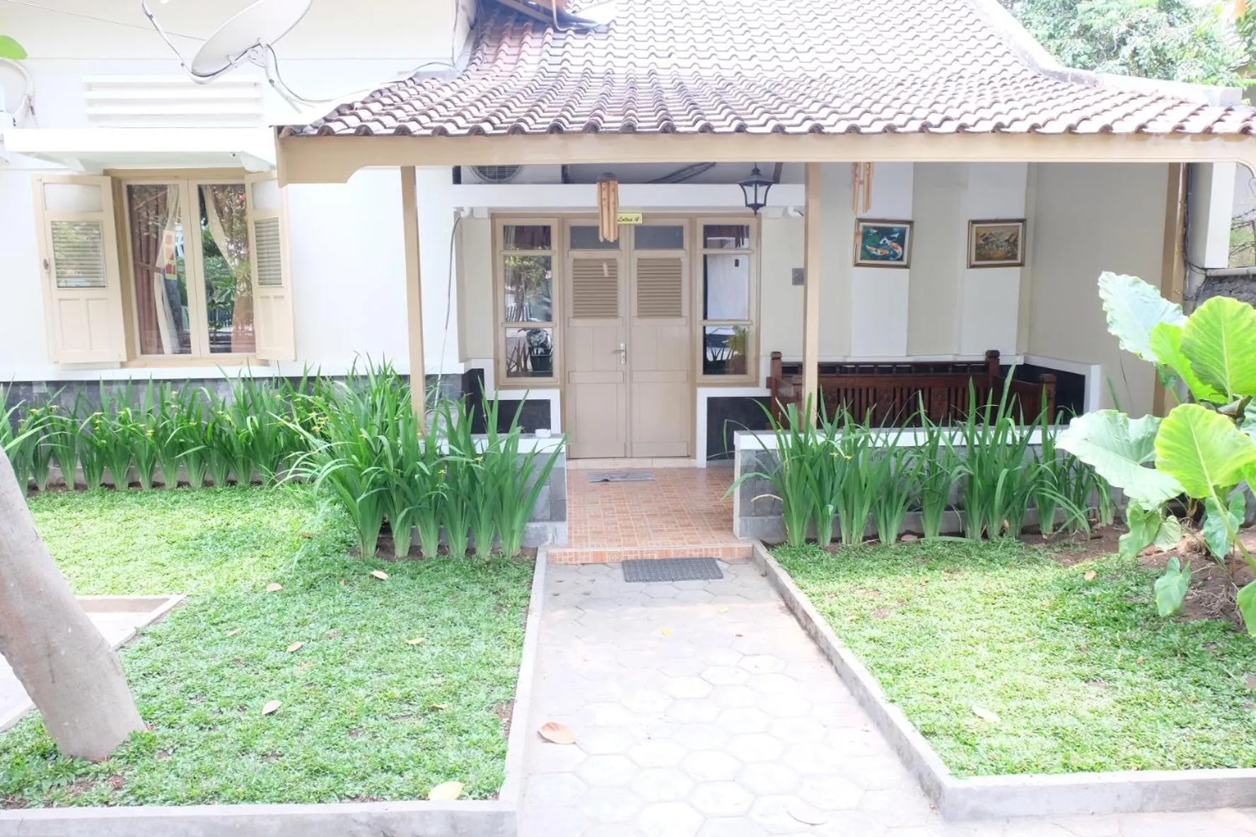 Ndalem Suratin Guesthouse