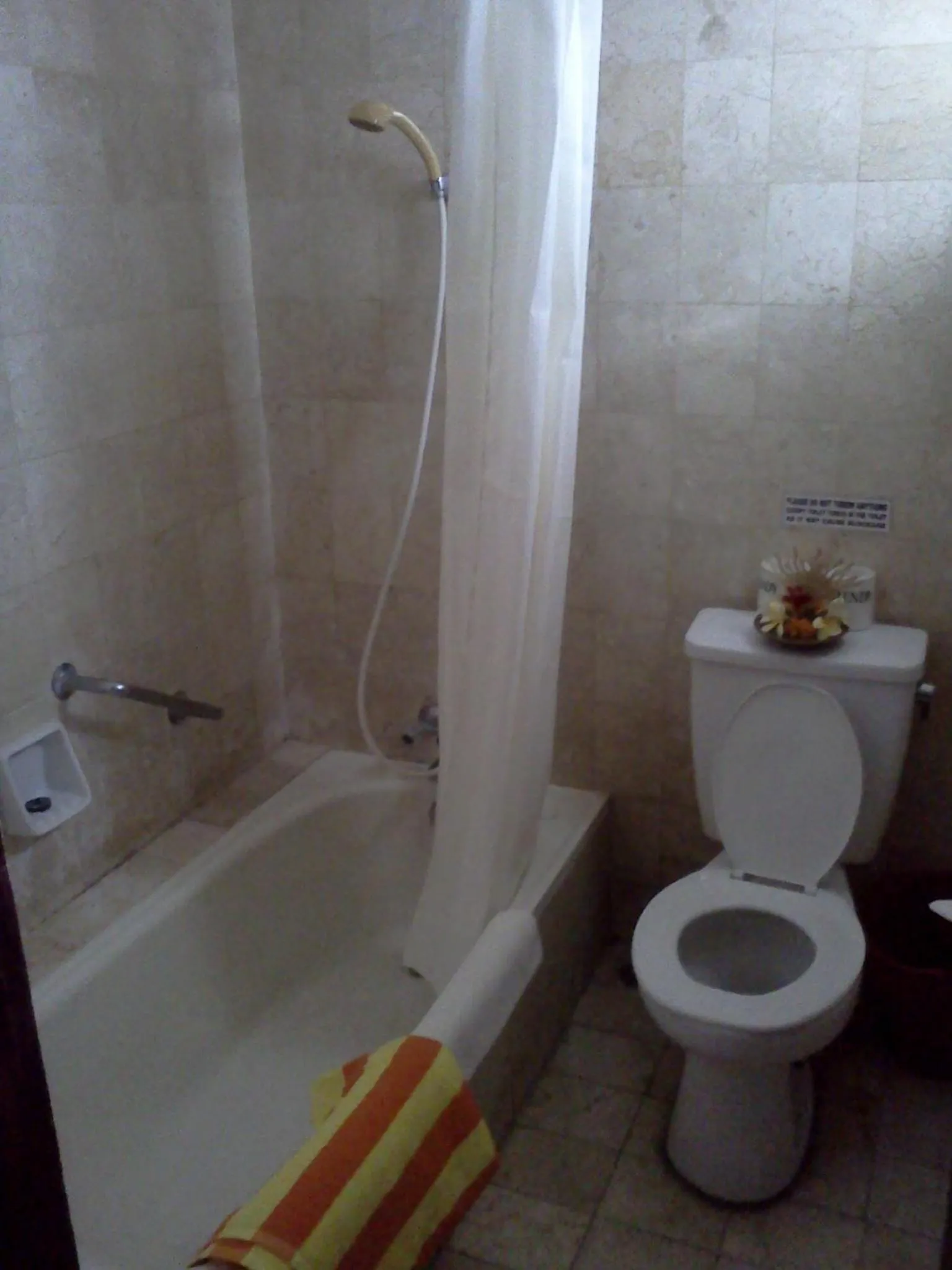 Area and facilities in Gazebo Beach Hotel