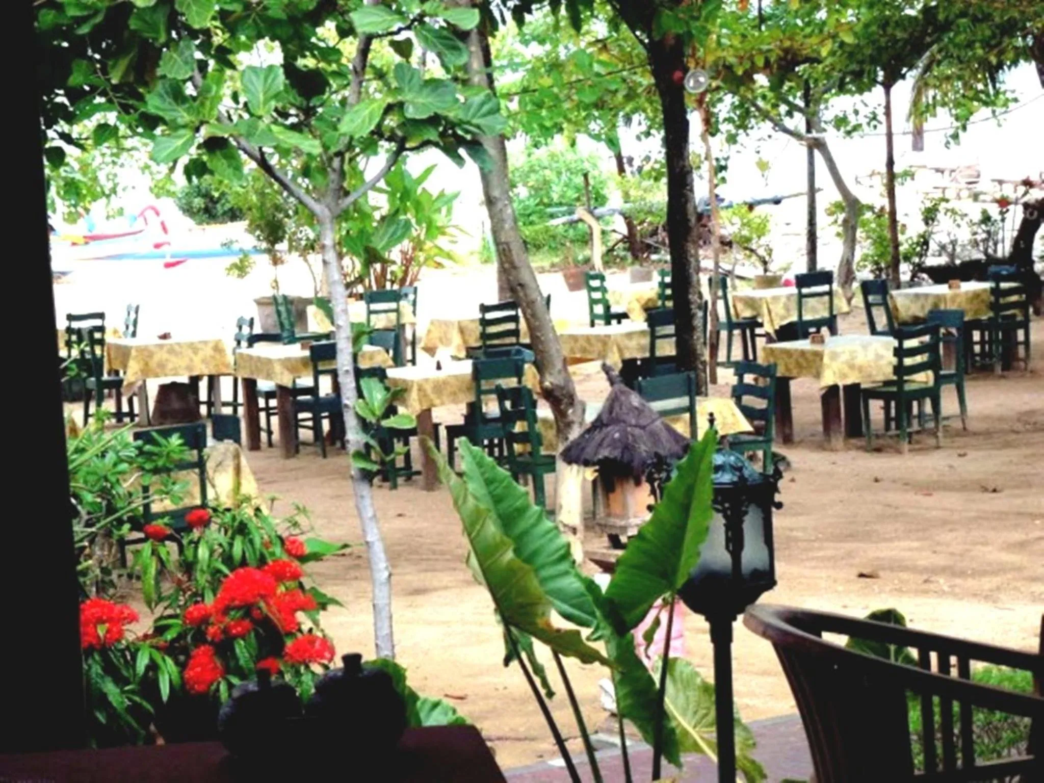 Garden in Gazebo Beach Hotel