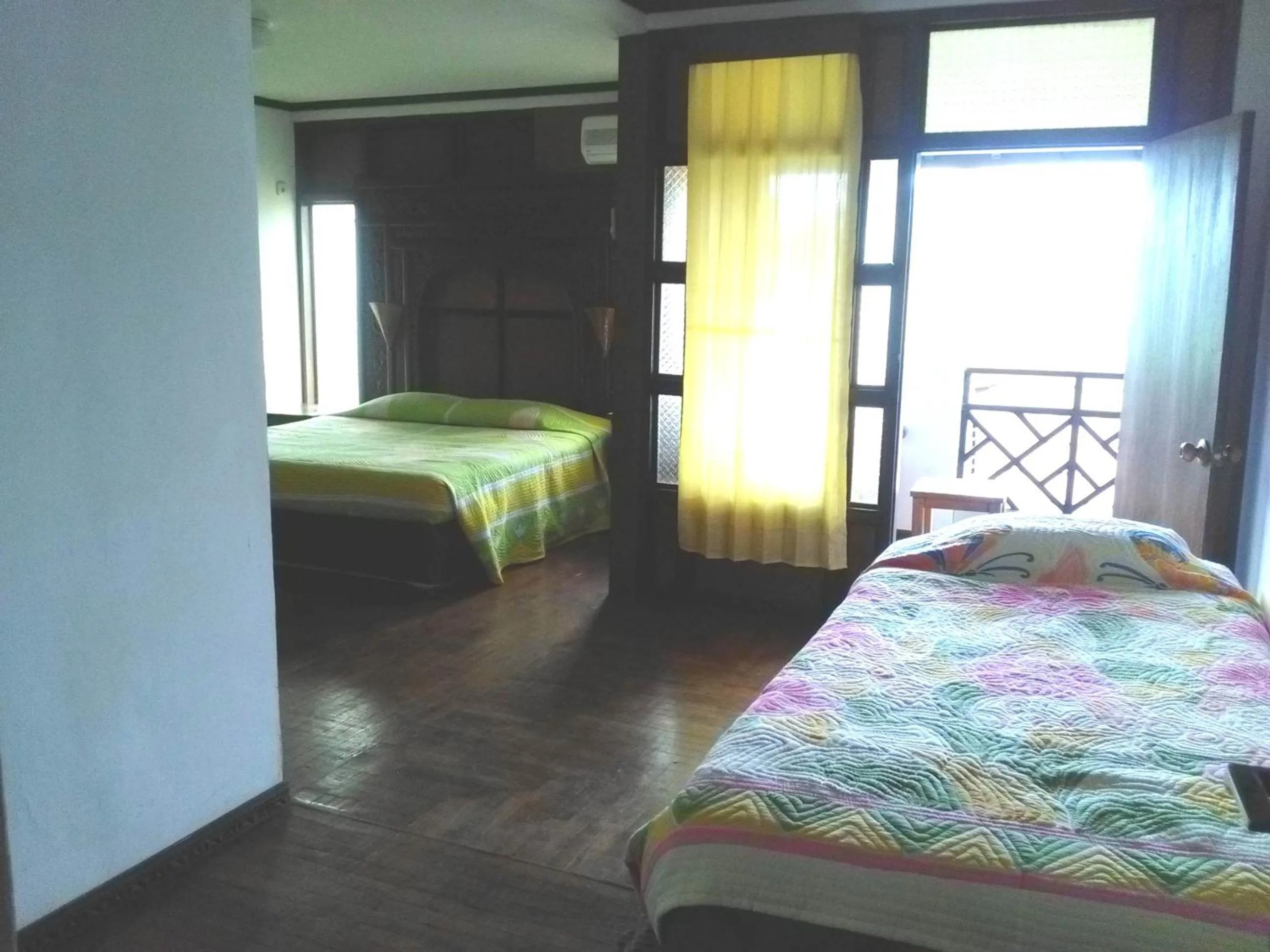 Bed in Gazebo Beach Hotel