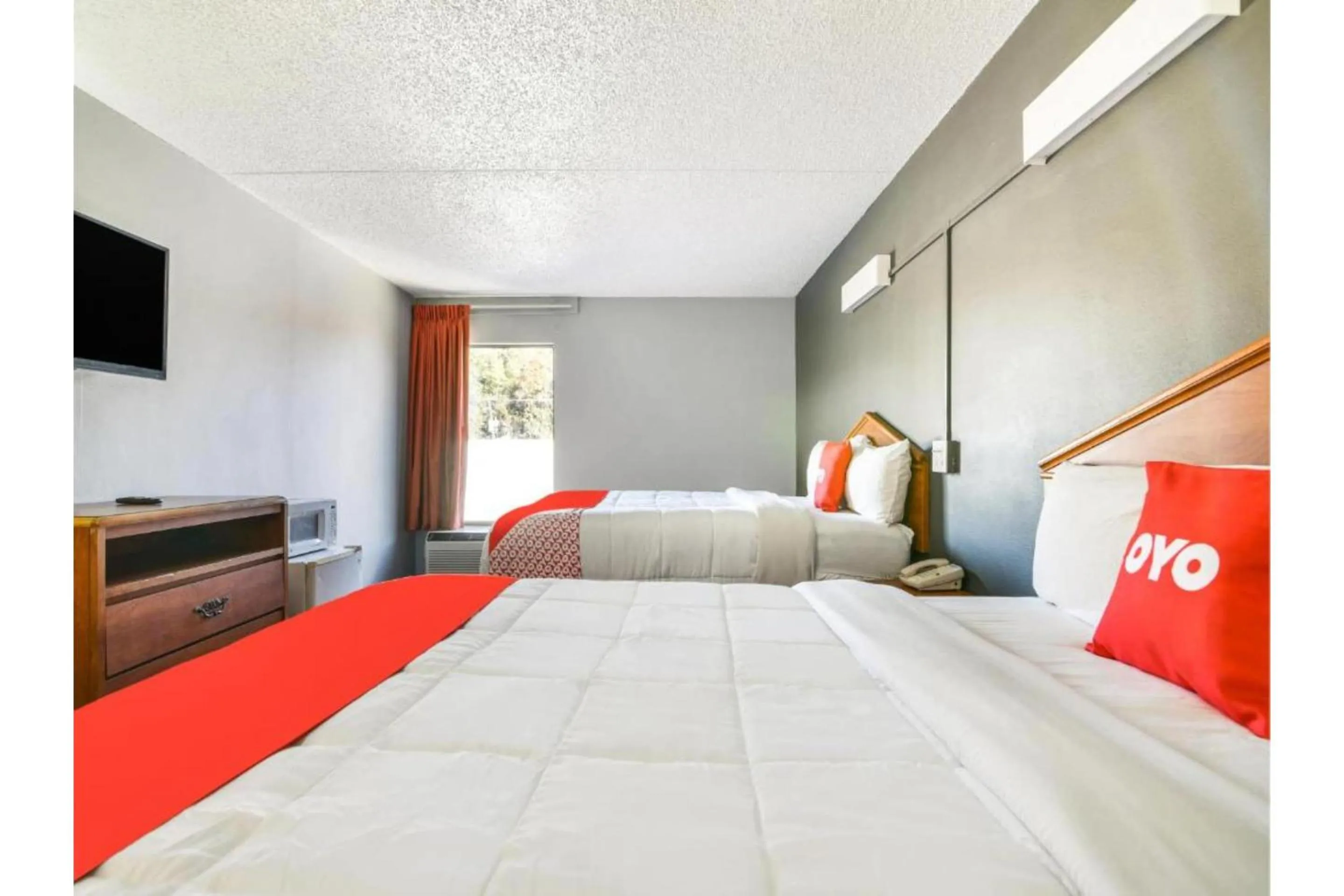 Bedroom, Bed in OYO Townhouse Inn Jacksonville near Little Rock Air Force Base