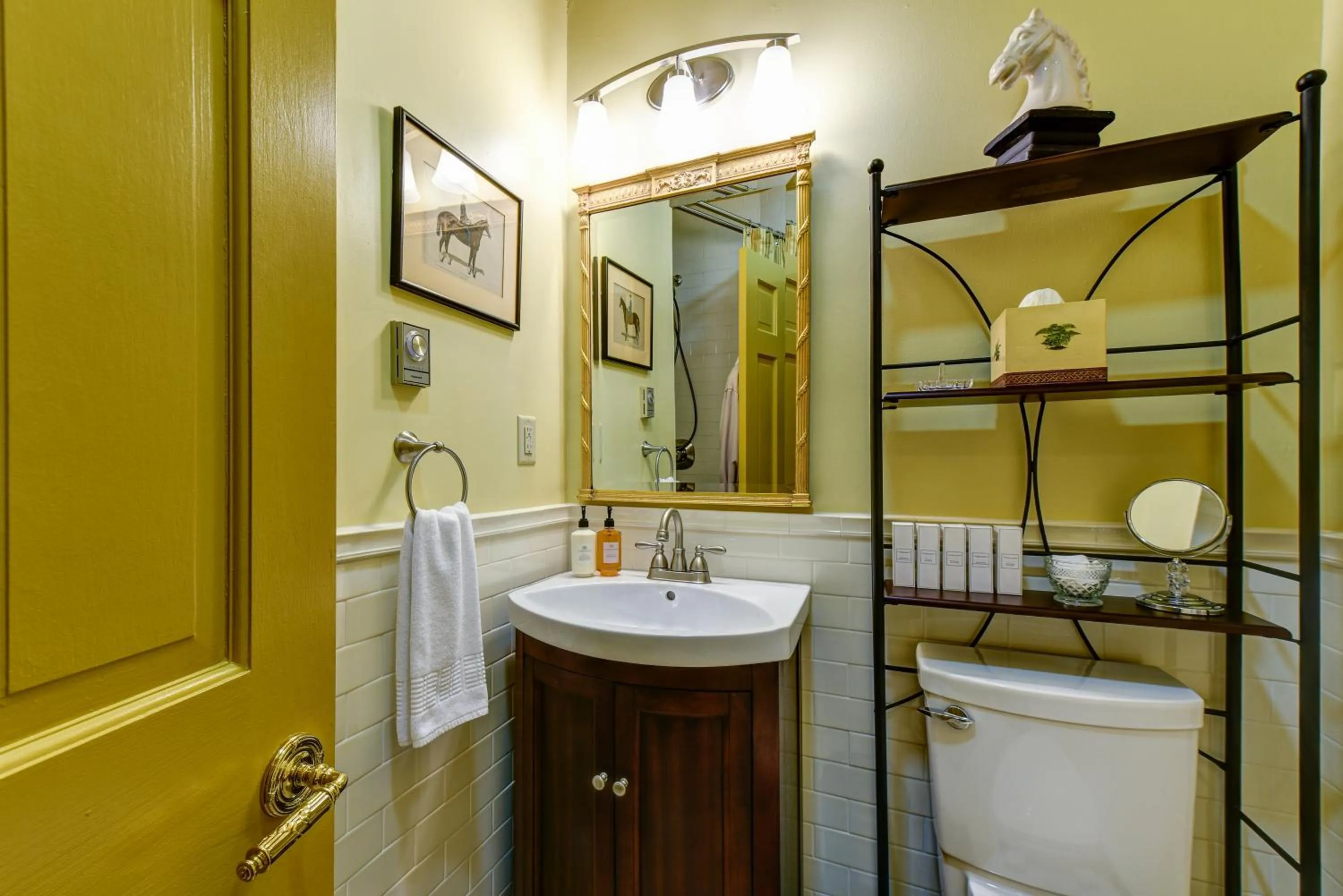 Inn by the Bandstand