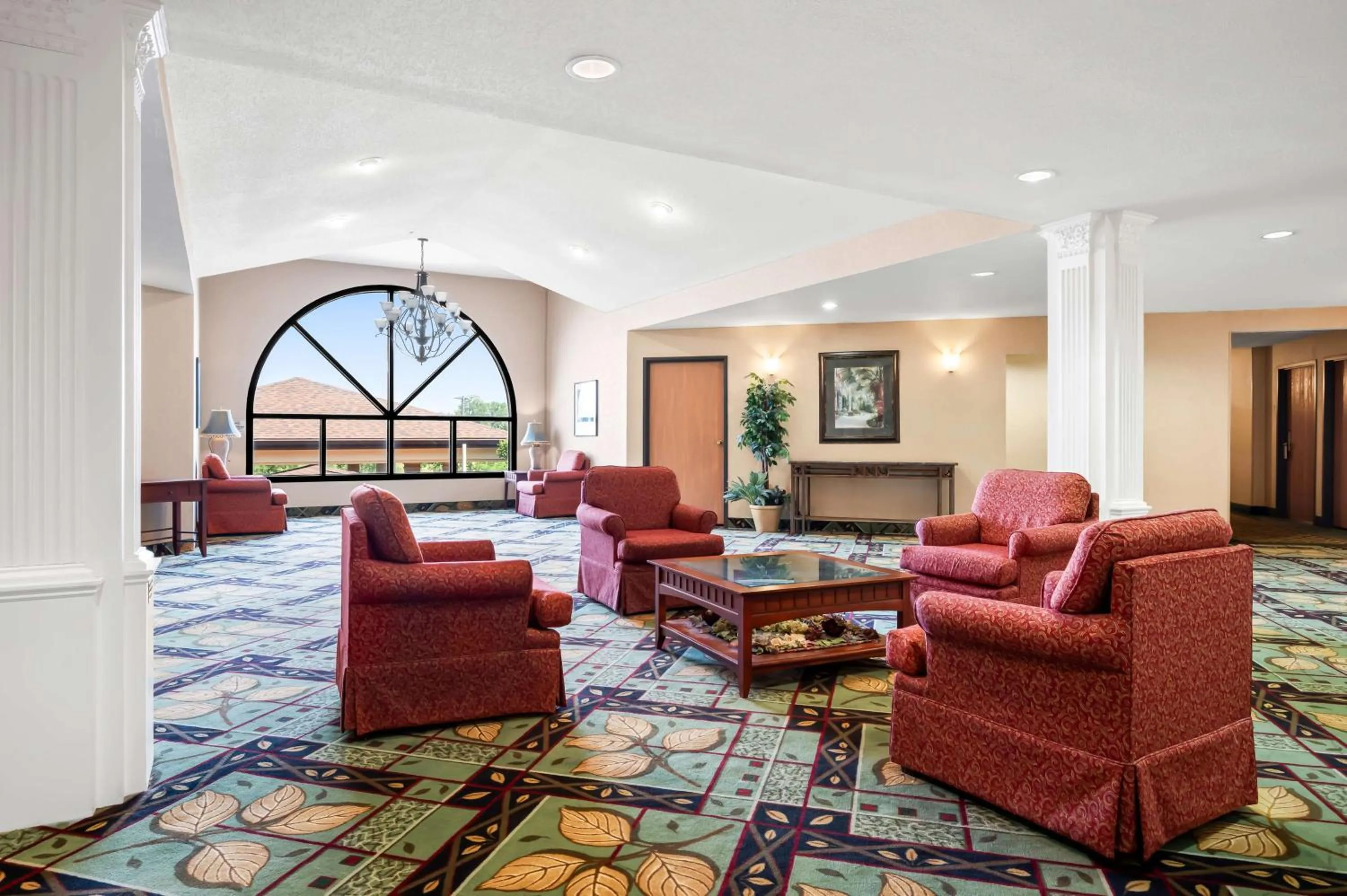 Lobby or reception in Best Western Annawan Inn