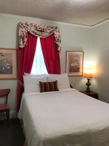 Cutty Sark Efficiencies and Historic Cottage's