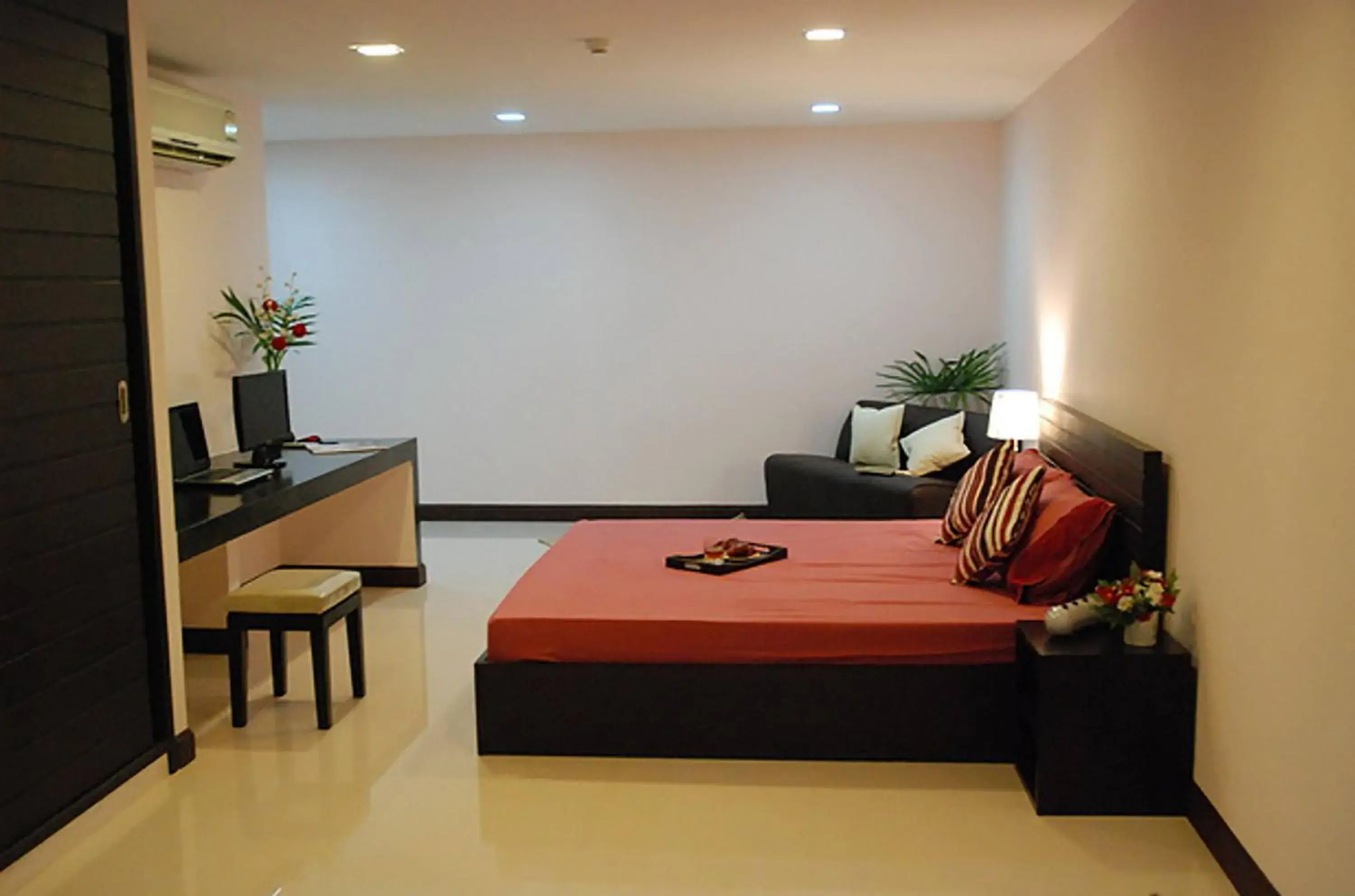 Deluxe Triple Room in Mok Mek 72 Deluxe Triple Room in Mok Mek 72