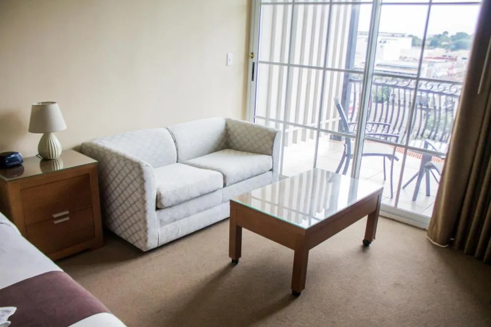 Living room in Central Park Hotel & Casino