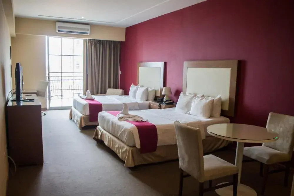Deluxe Queen Room with Two Queen Beds - single occupancy in Central Park Hotel & Casino Deluxe Queen Room with Two Queen Beds - single occupancy in Central Park Hotel & Casino