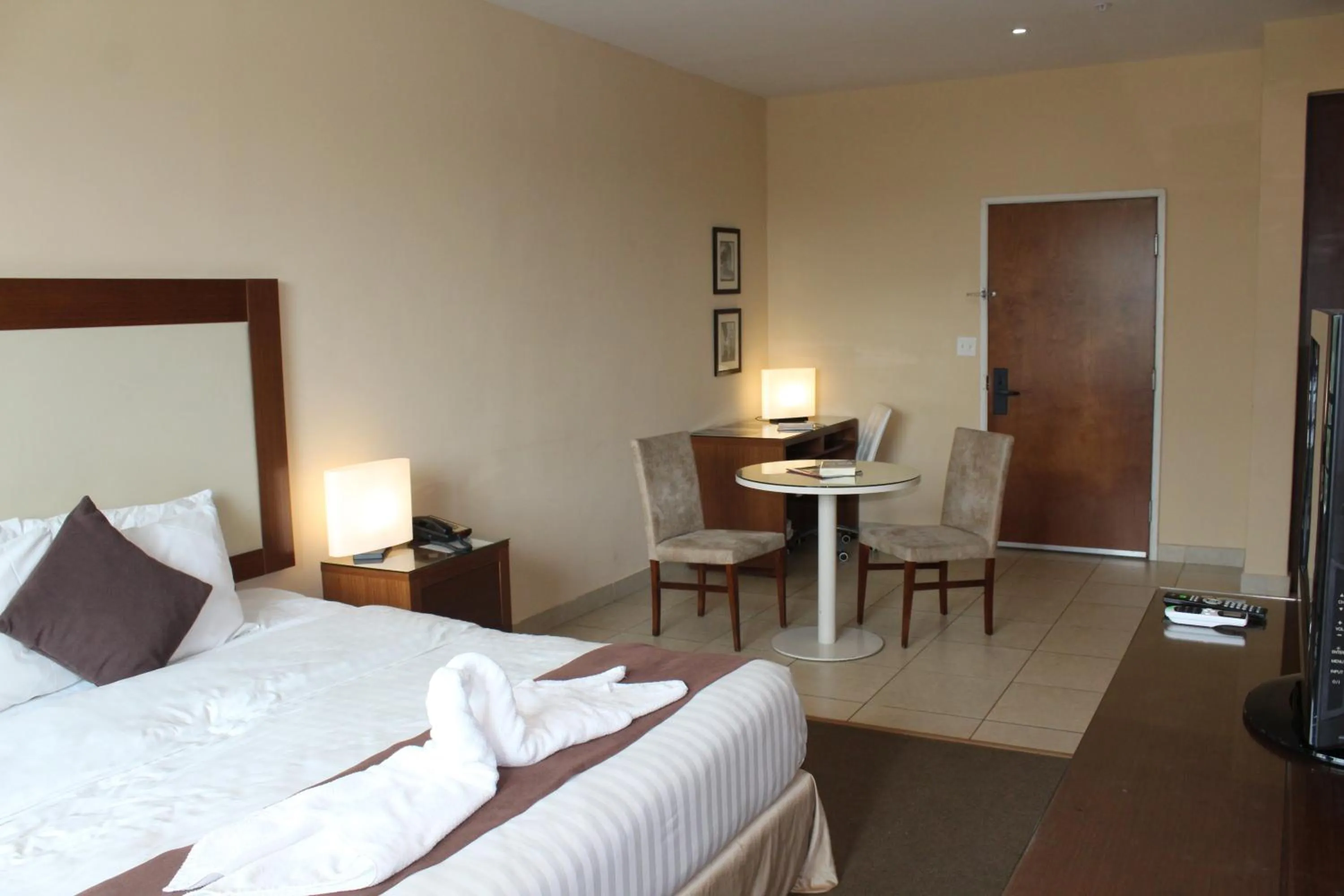 Bed in Central Park Hotel & Casino