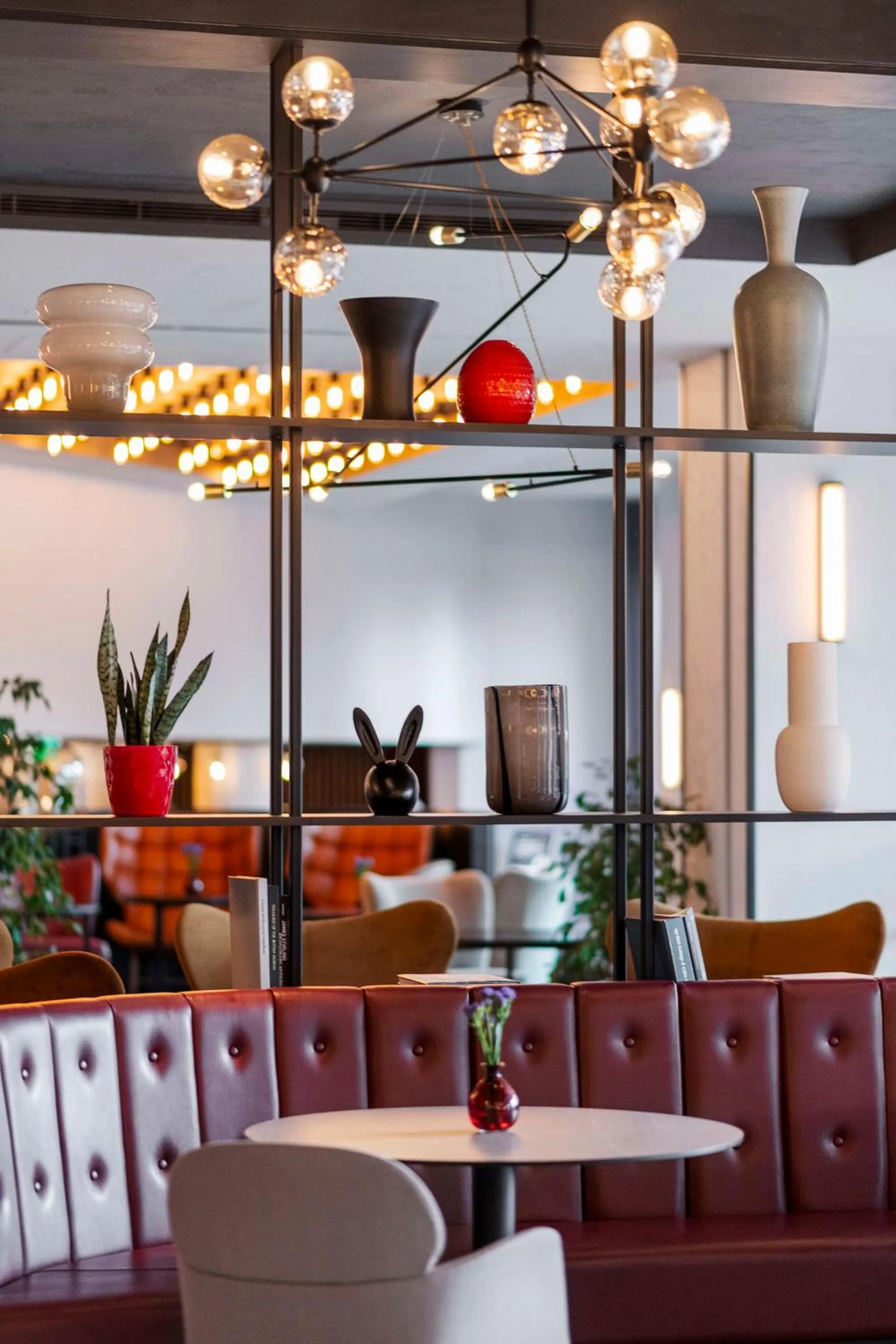 Lounge or bar in Radisson Hotel and Conference Centre London Heathrow