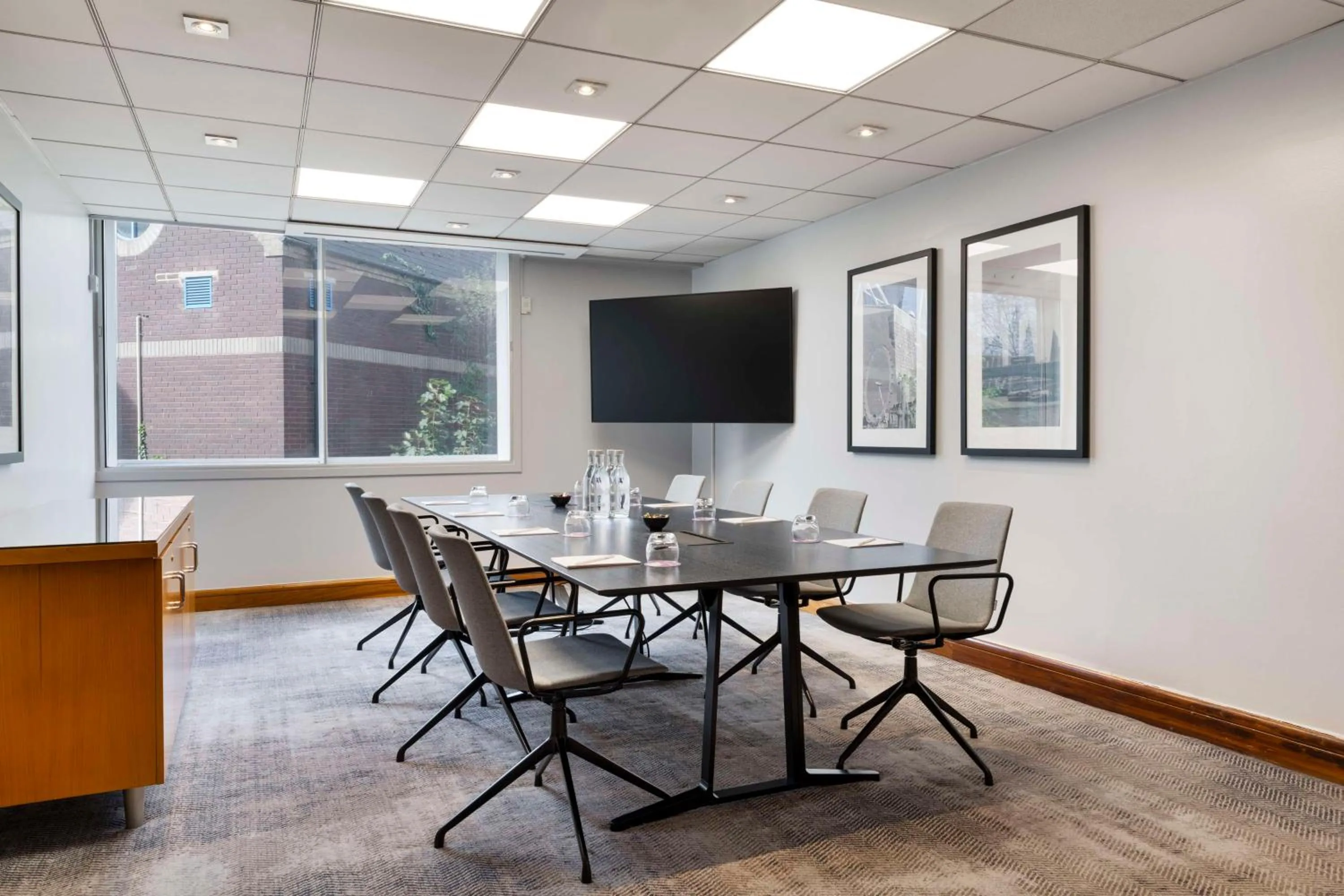 Meeting/conference room in Radisson Hotel and Conference Centre London Heathrow