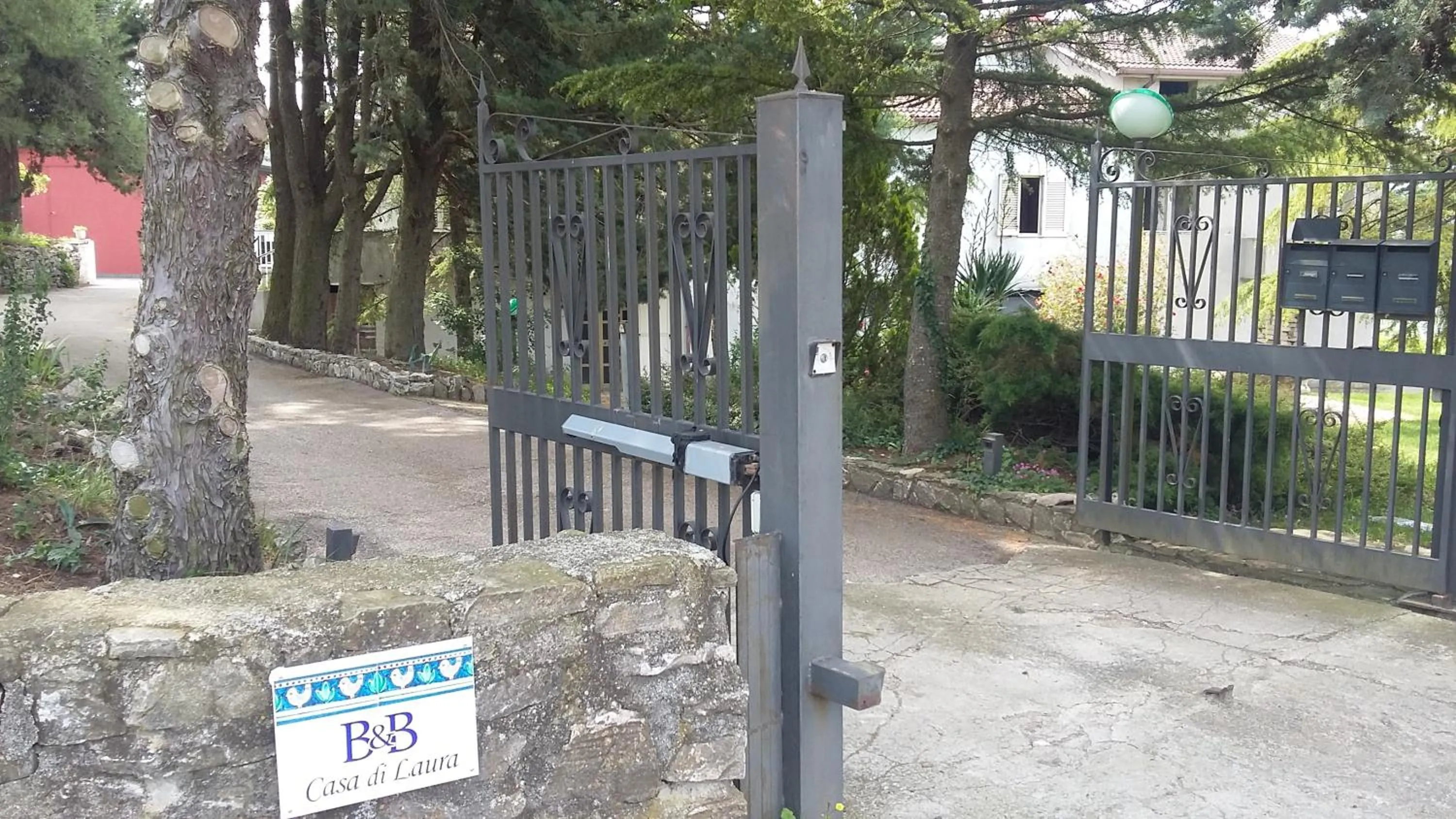 Property building in B&B Casa di Laura