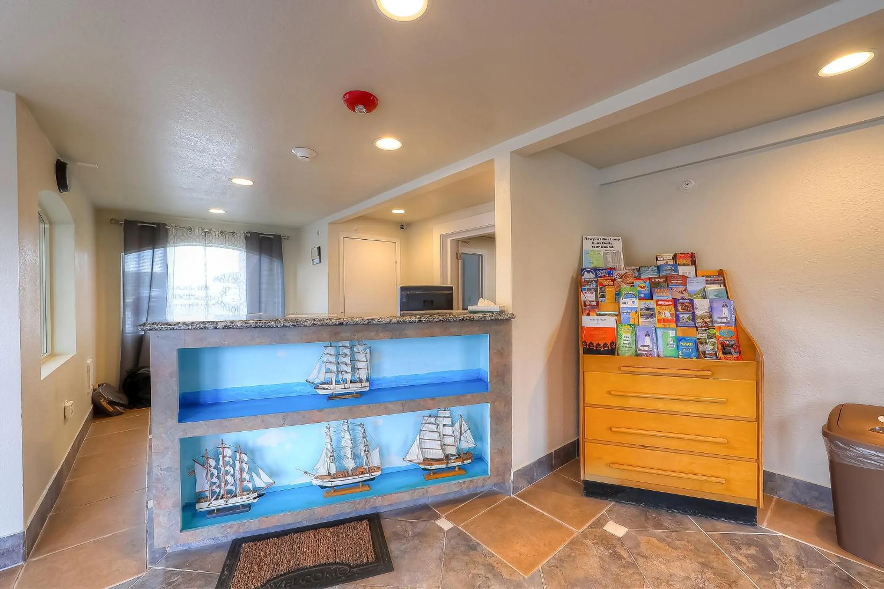 Lobby or reception in Newport Inn By OYO - Hwy 101