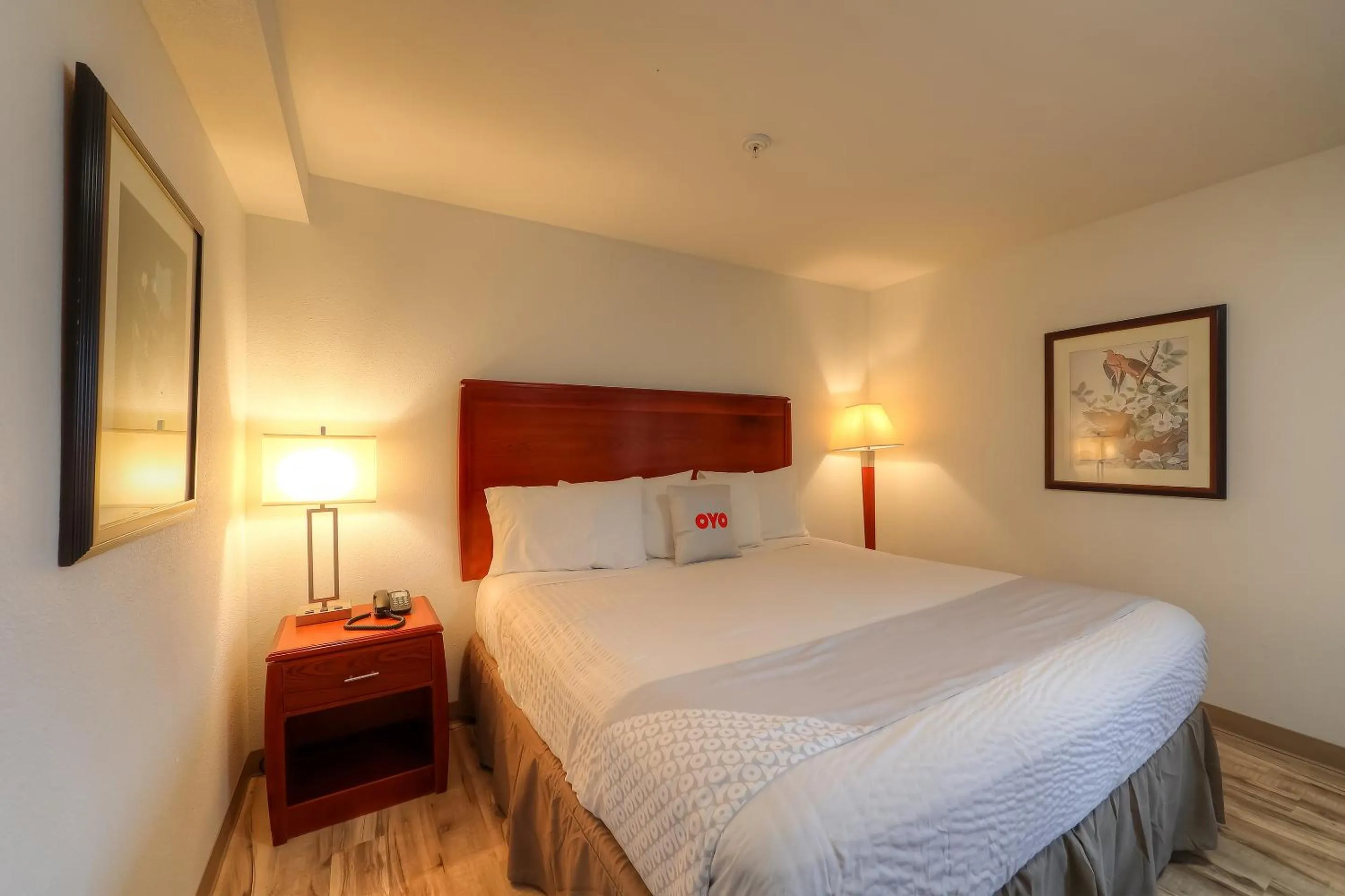 Bedroom, Bed in Newport Inn By OYO - Hwy 101