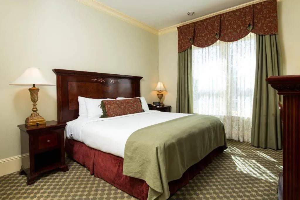 Photo of the whole room, Bed in Hotel Diamond