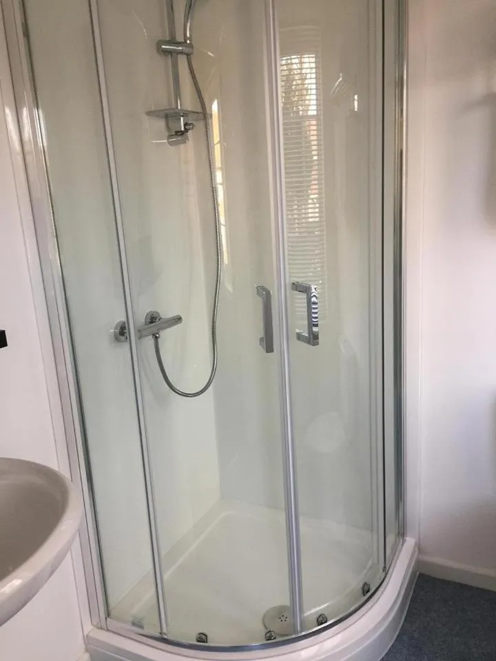 Shower in The Tiger - formerly Cassia Rooms