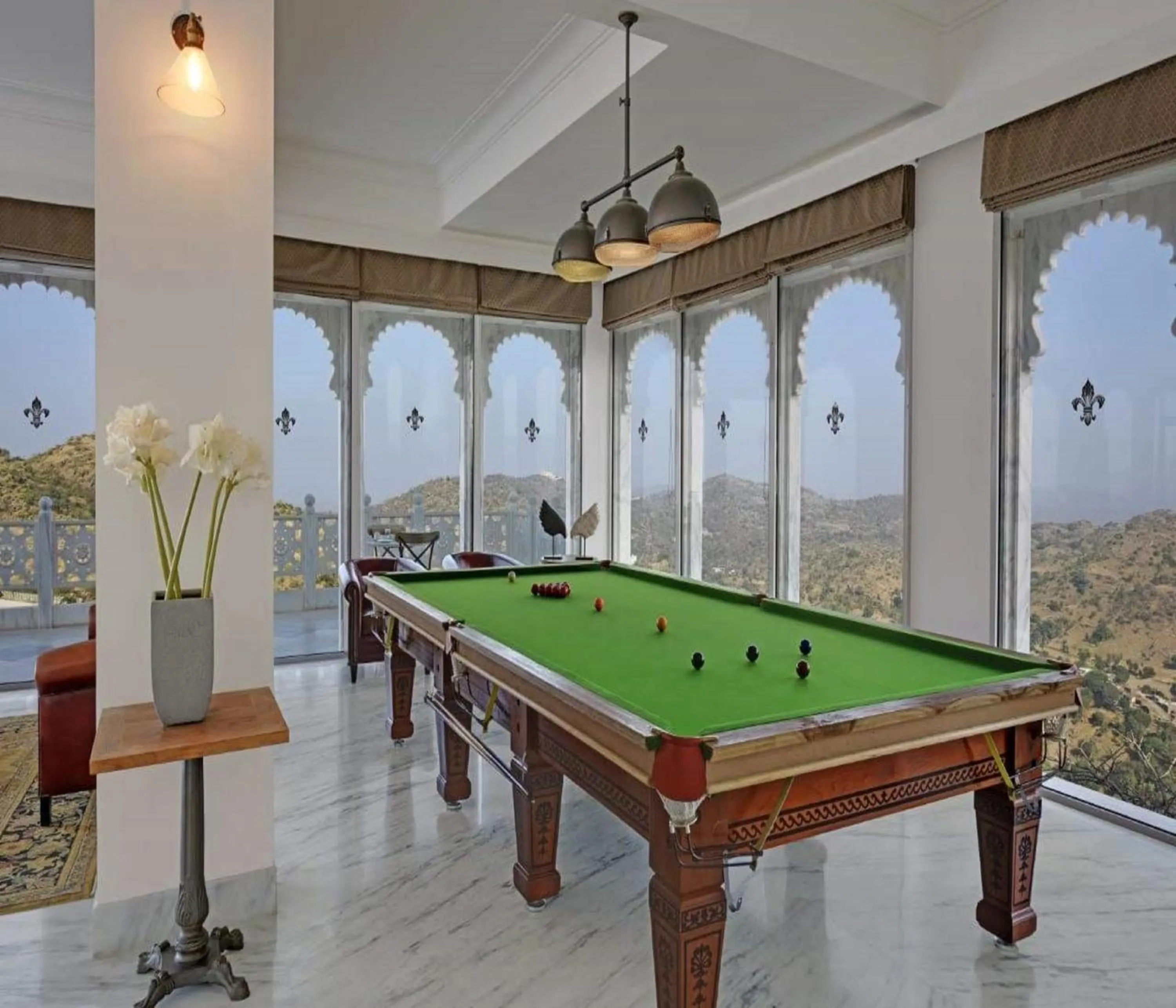 Game Room in Fateh Safari Suites by Fateh Collection