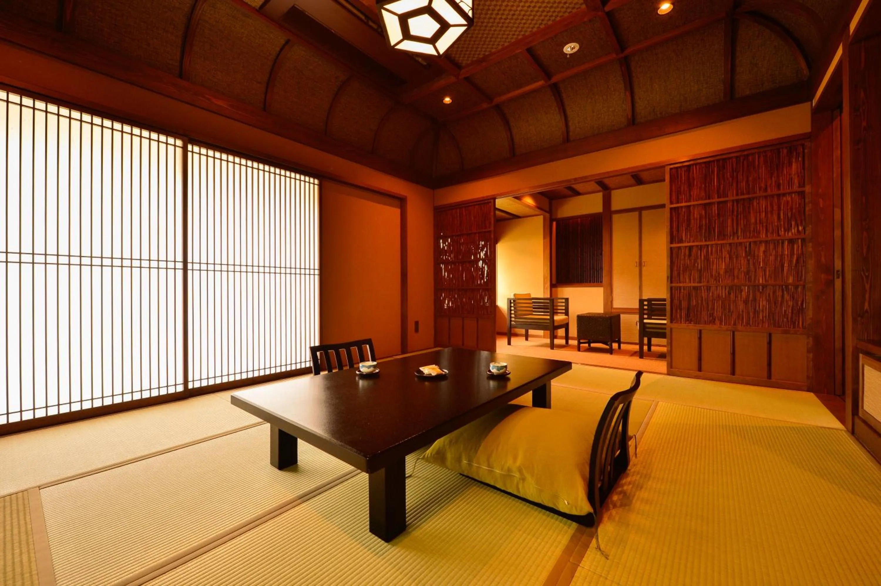 Photo of the whole room in Hakone Onsen Ryokan Yaeikan