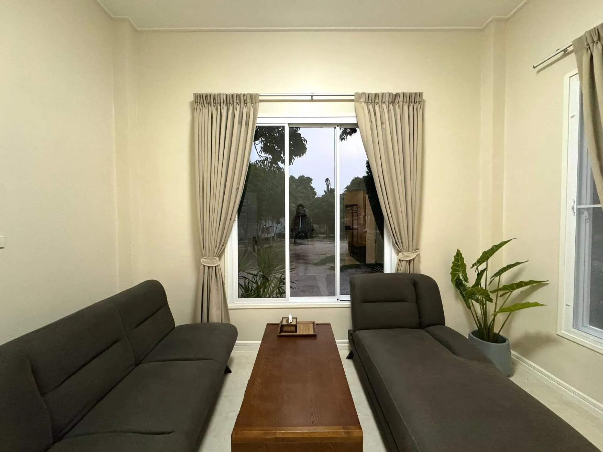 Living room in Sabaii Bay Resort