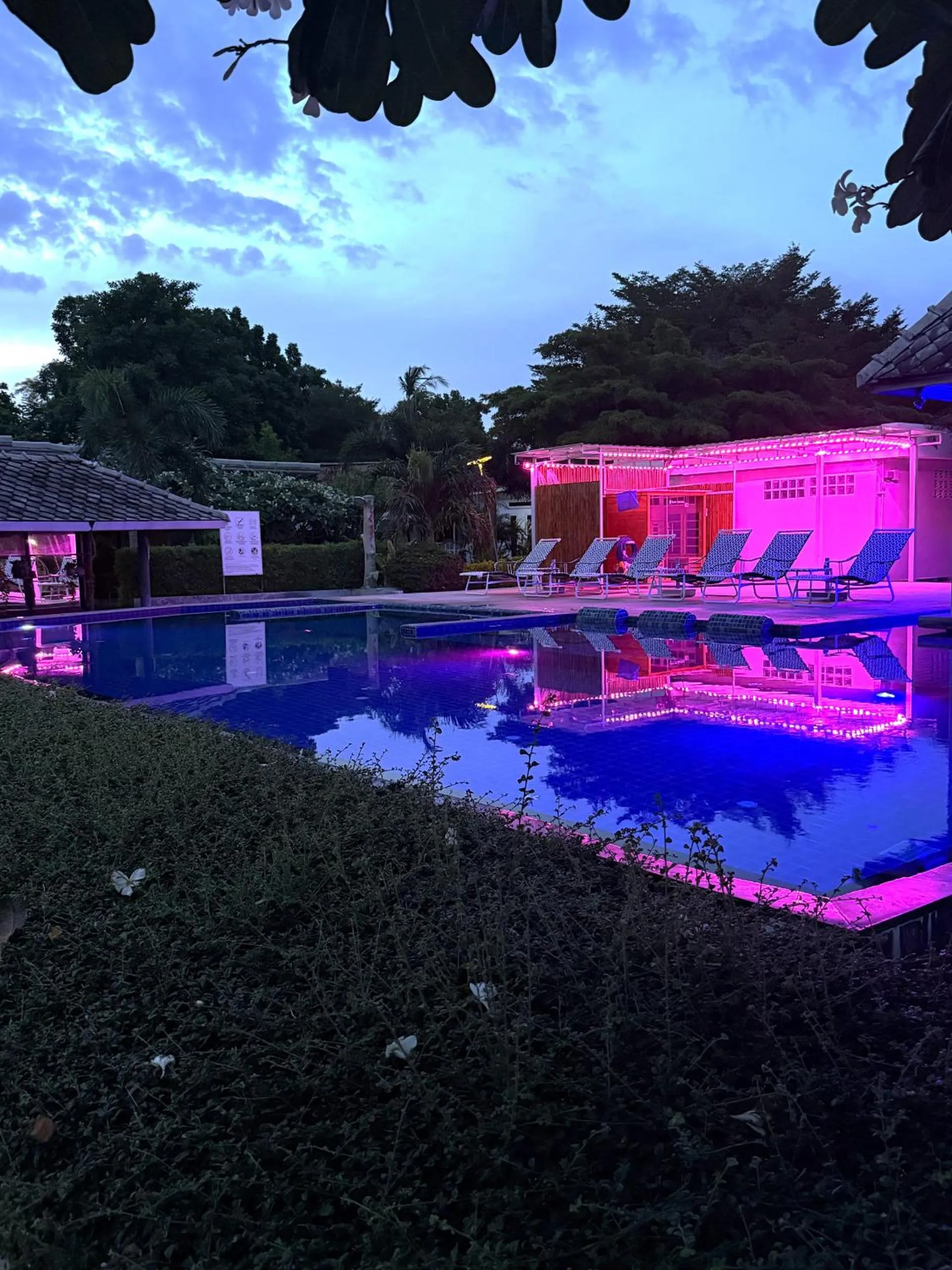 Pool view in Sabaii Bay Resort