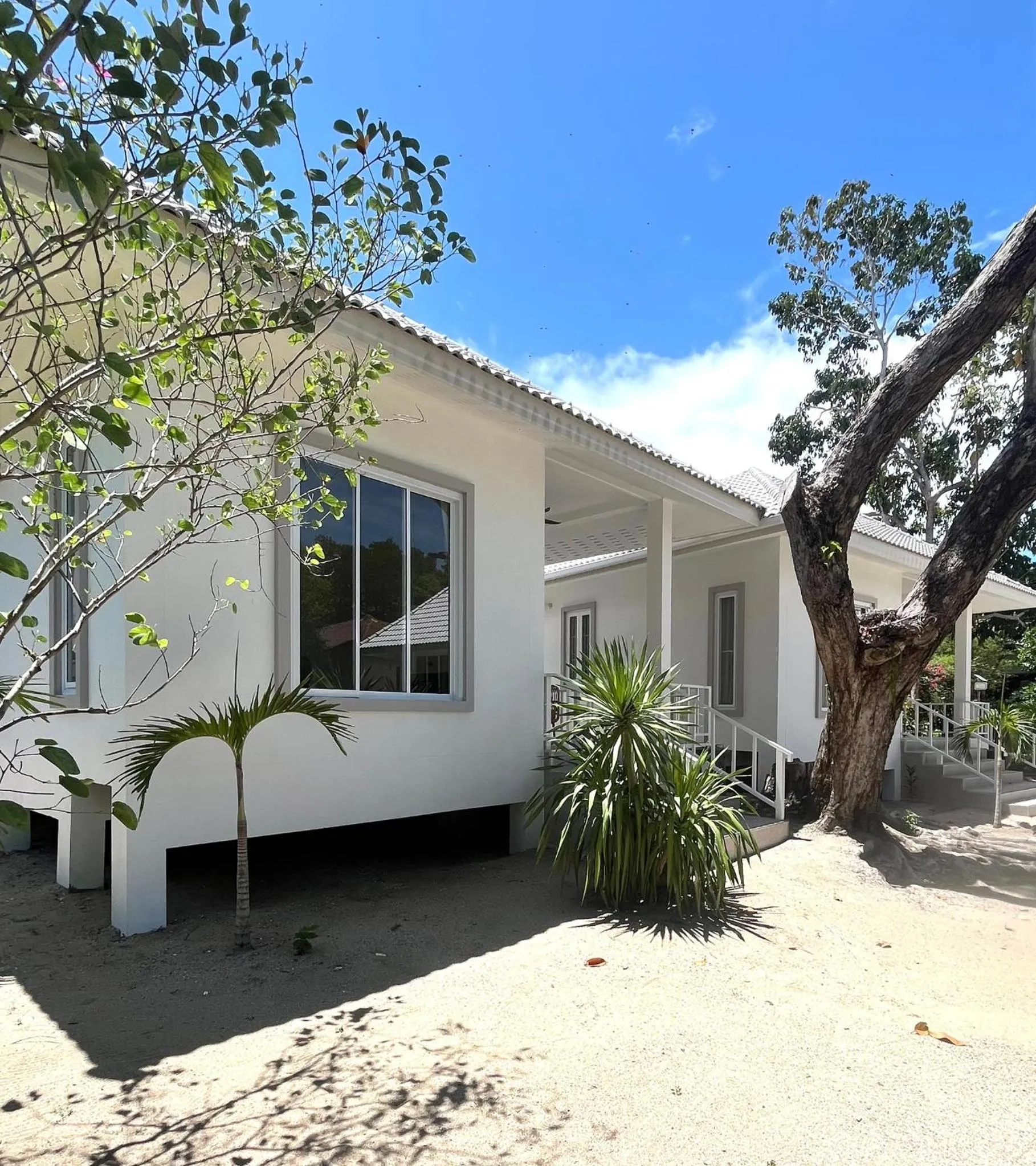 Property building in Sabaii Bay Resort