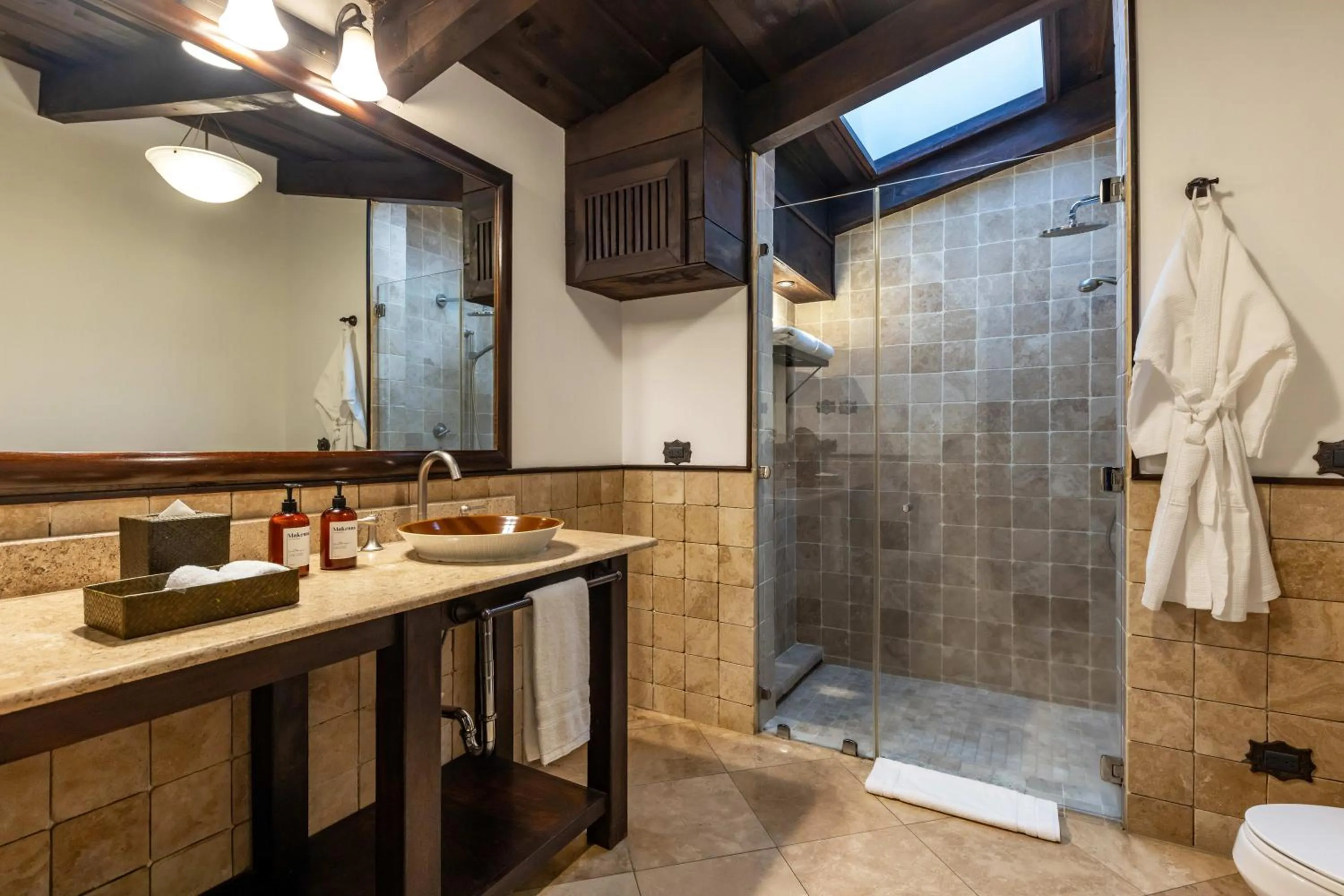 Shower in El Convento Boutique Hotel