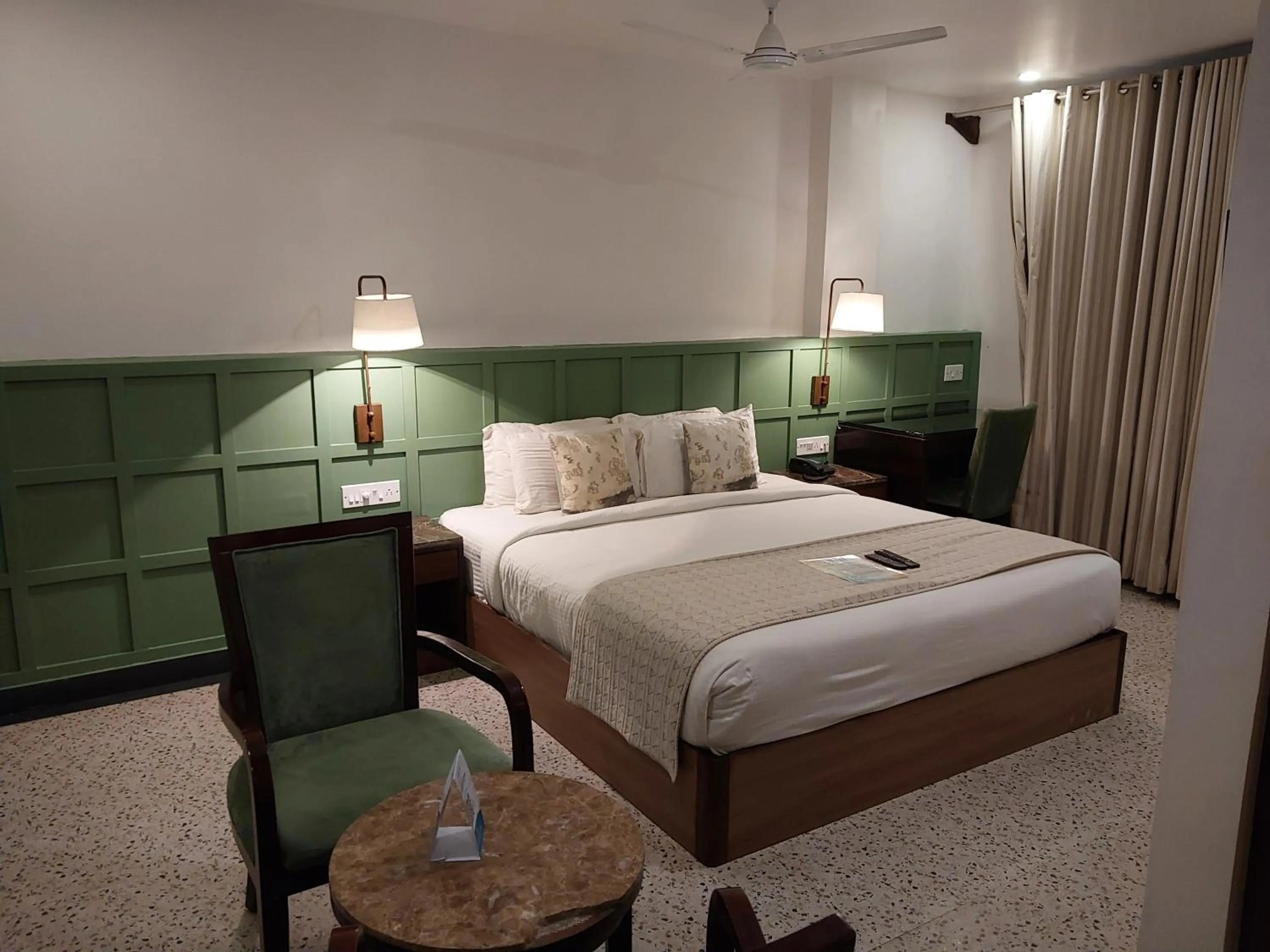 Bedroom, Bed in Hotel TSG Grand