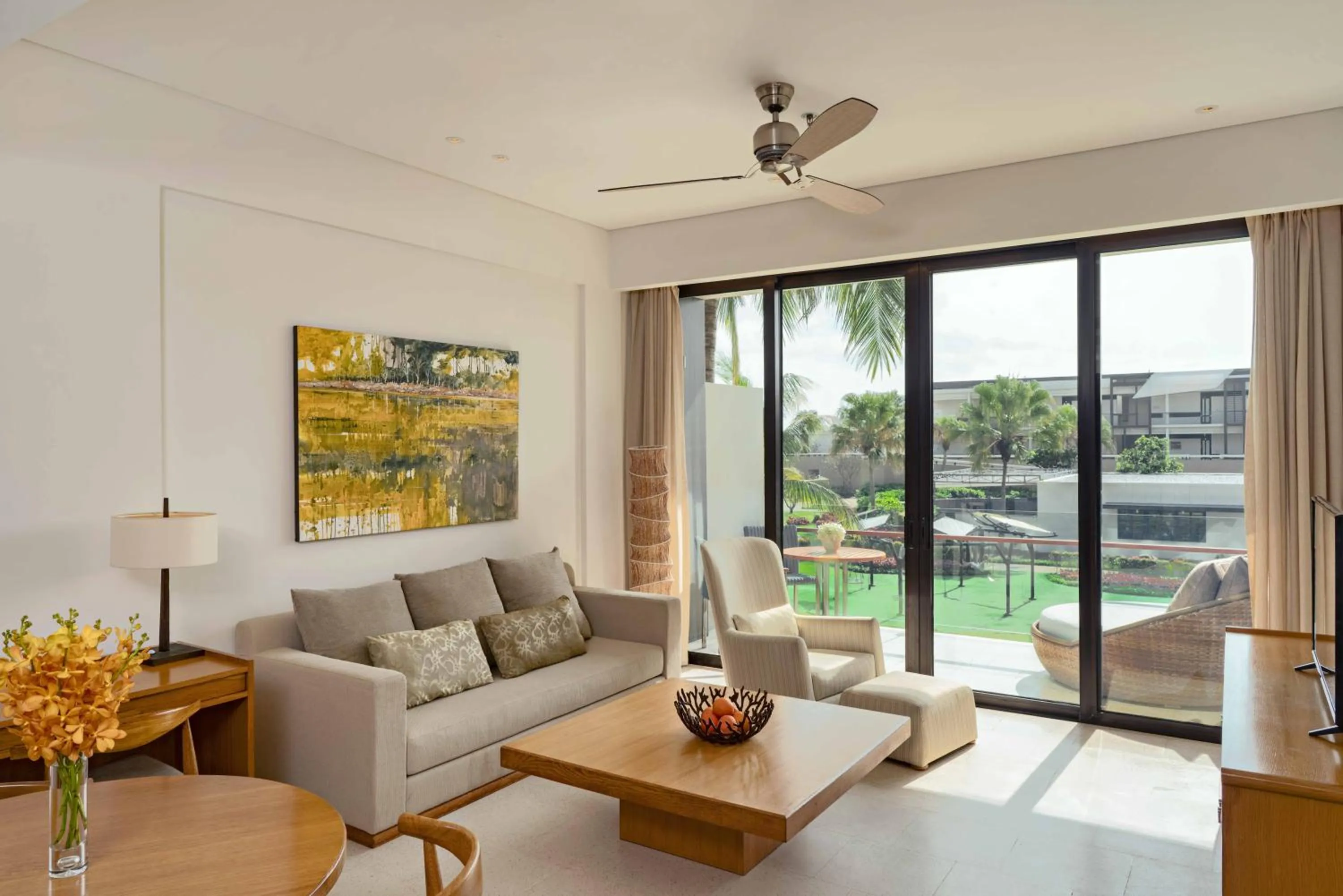 Living room in Hyatt Regency Danang Resort and Spa