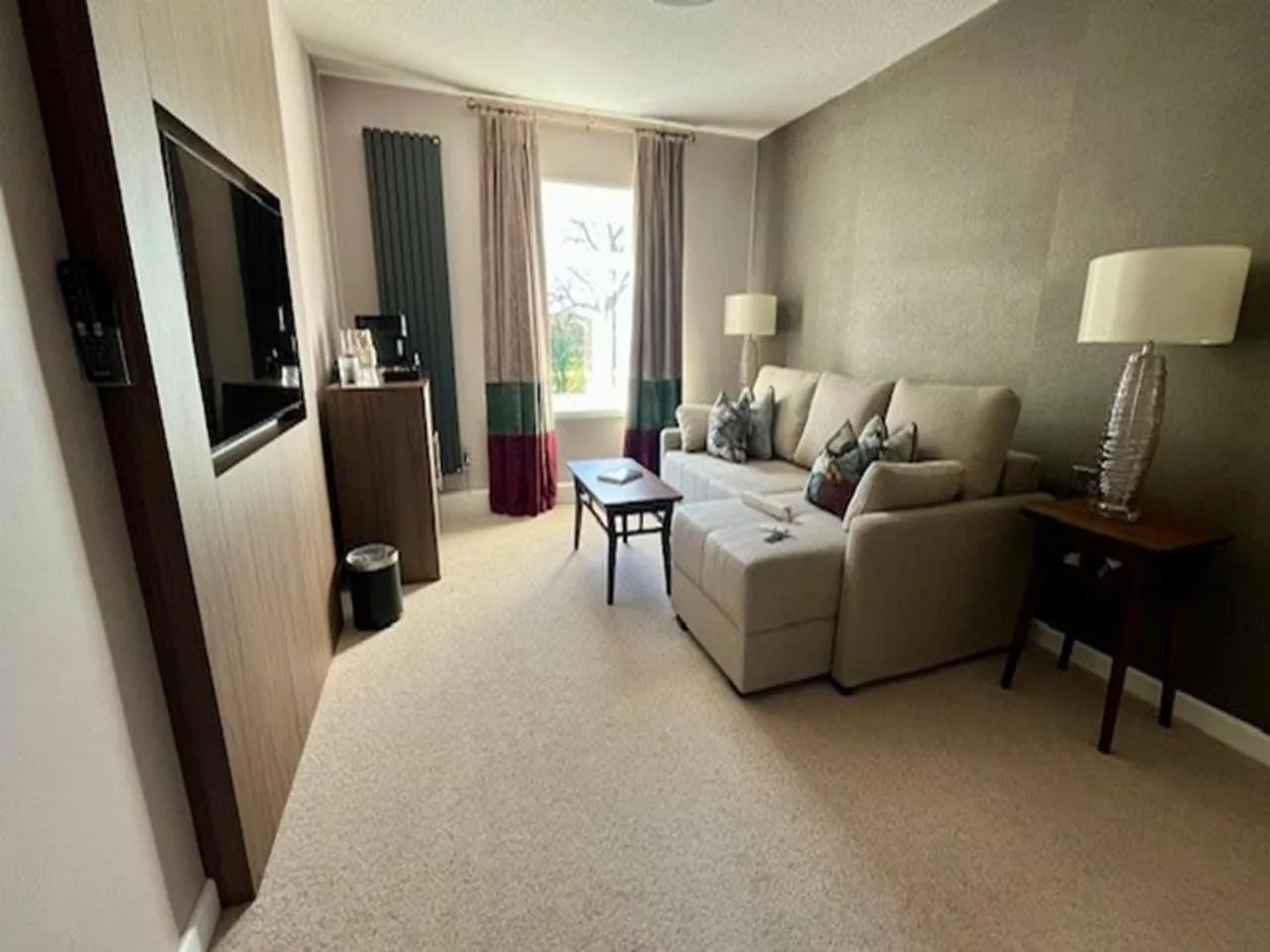 Living room in The Melbreak Hotel