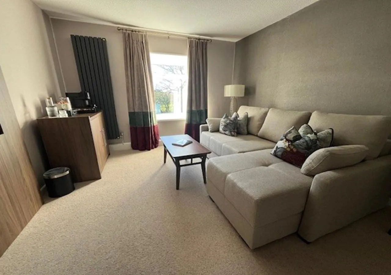 Living room in The Melbreak Hotel