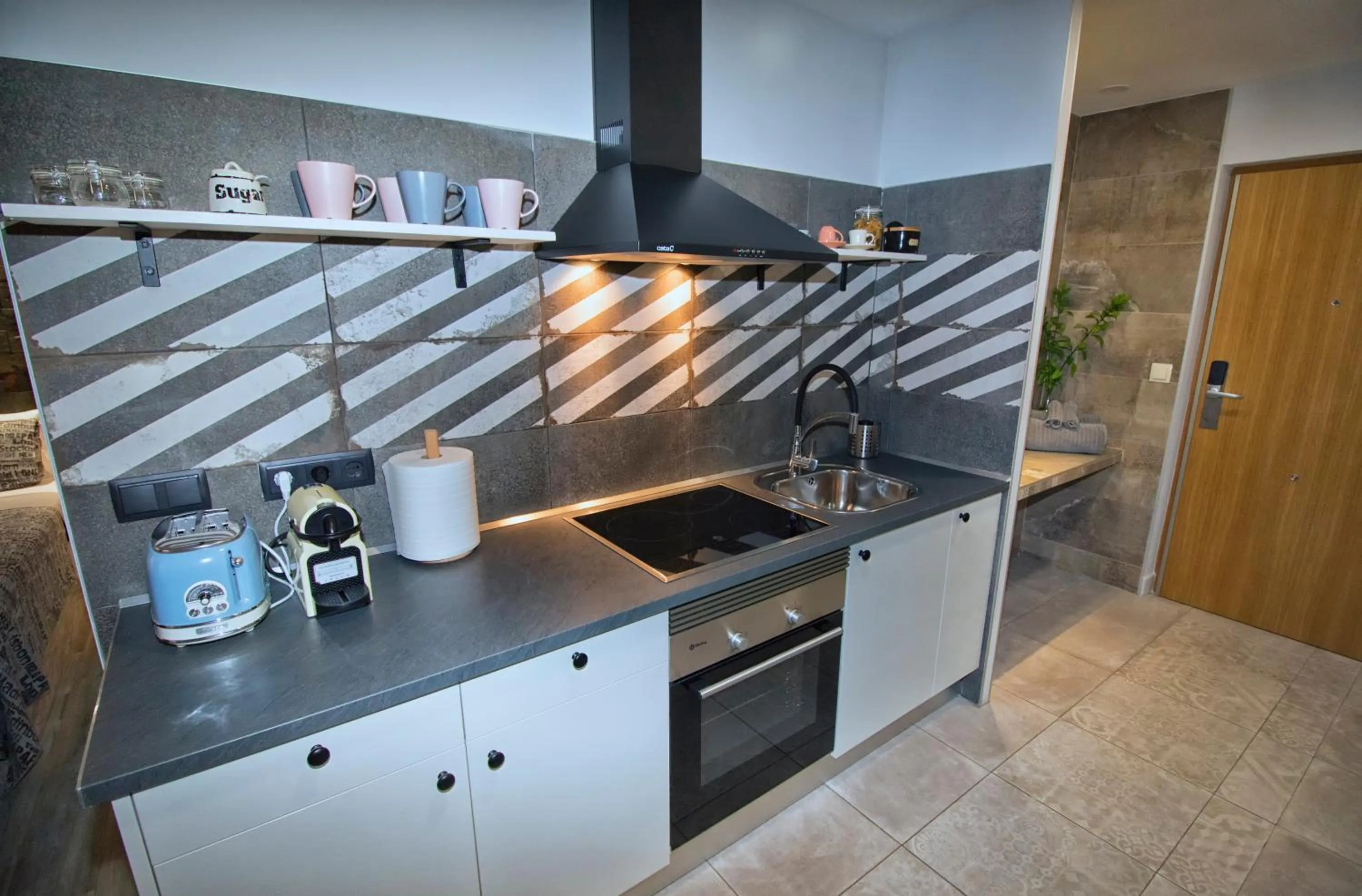 Kitchen or kitchenette in T-Homes - Cuenca