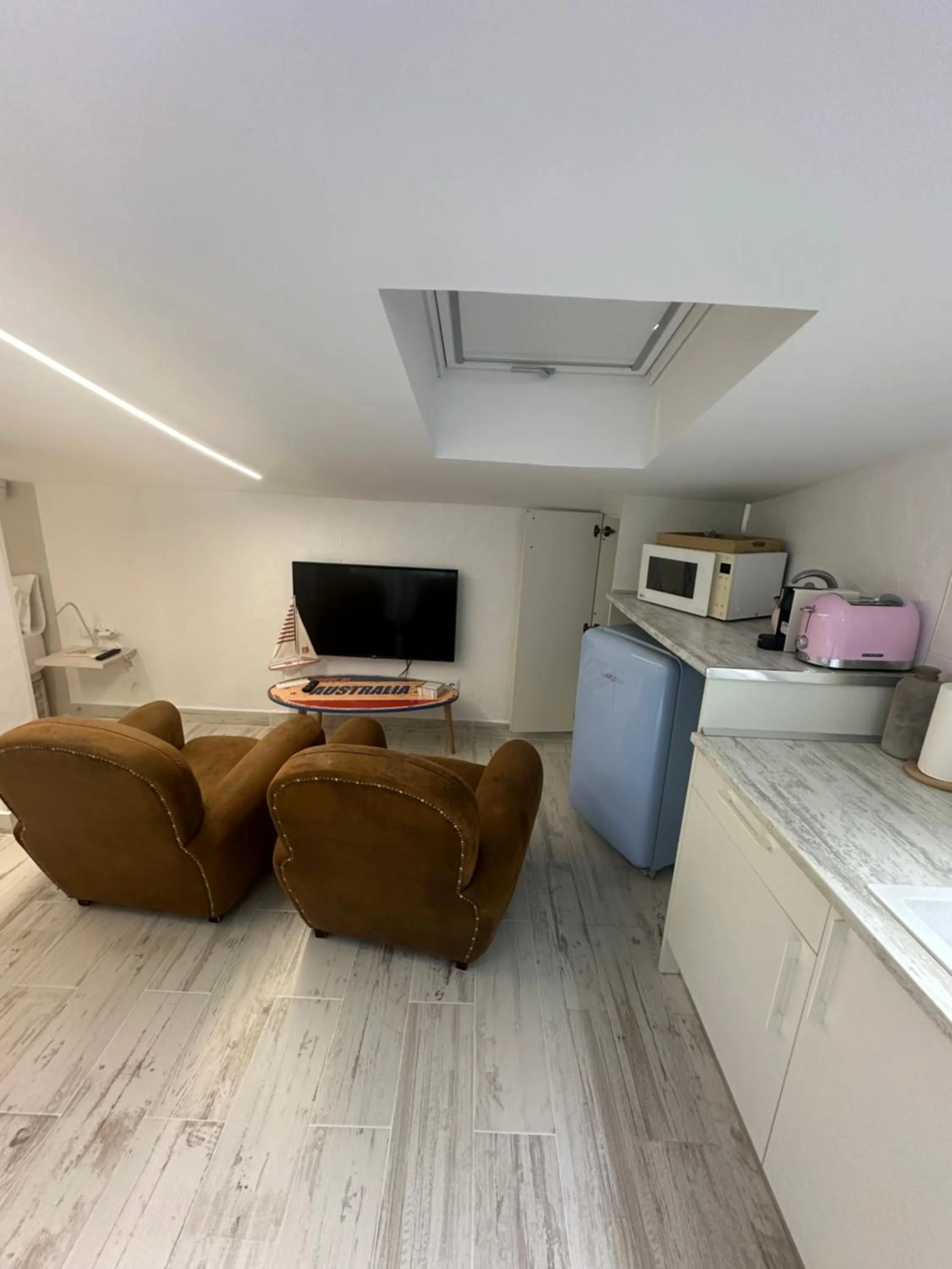 Kitchen or kitchenette in T-Homes - Cuenca