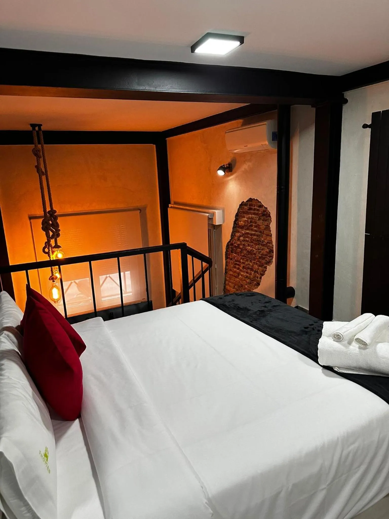 Bedroom, Bed in T-Homes - Cuenca